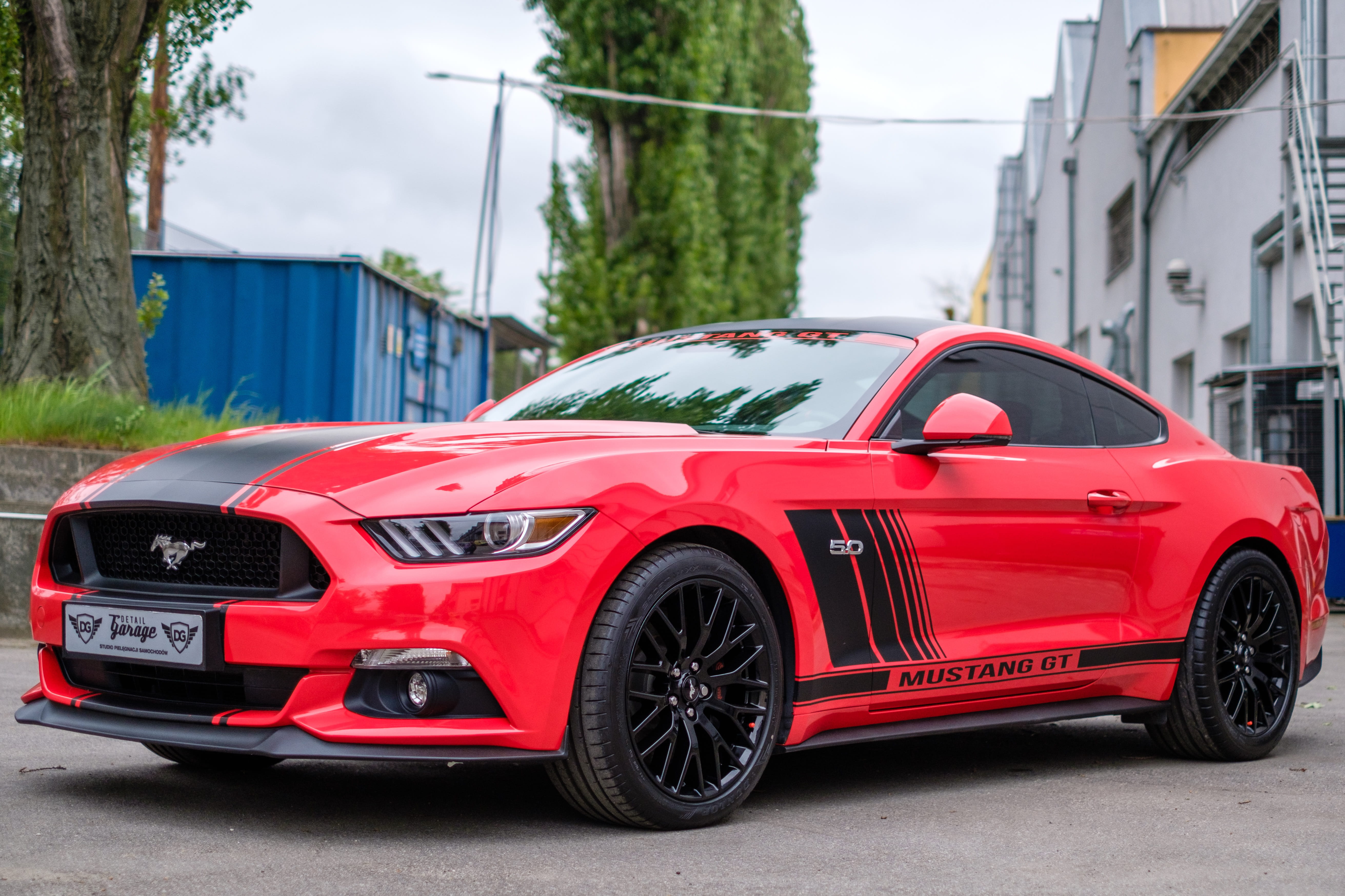 technology, speed, stationary, presentation, Mustang, city, drive, street, business, transport, motor vehicle, style, sport, day, mode of transport, architecture, HD Wallpaper