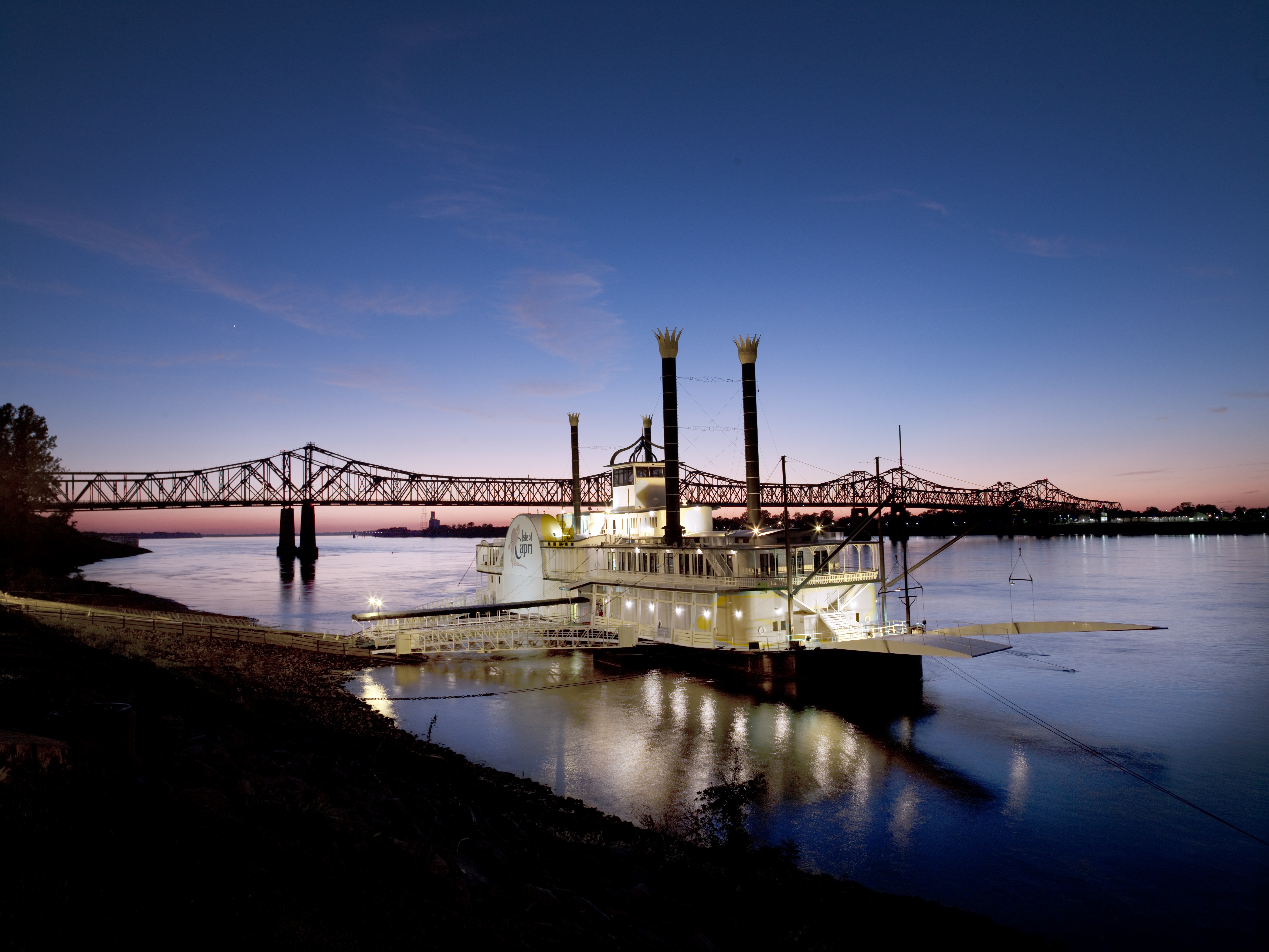 attraction, casino boat, usa, crane - construction machinery, bridge - Man Made Structure, connection, natchez, panorama, no people, reflection, grey, machinery, HD Wallpaper
