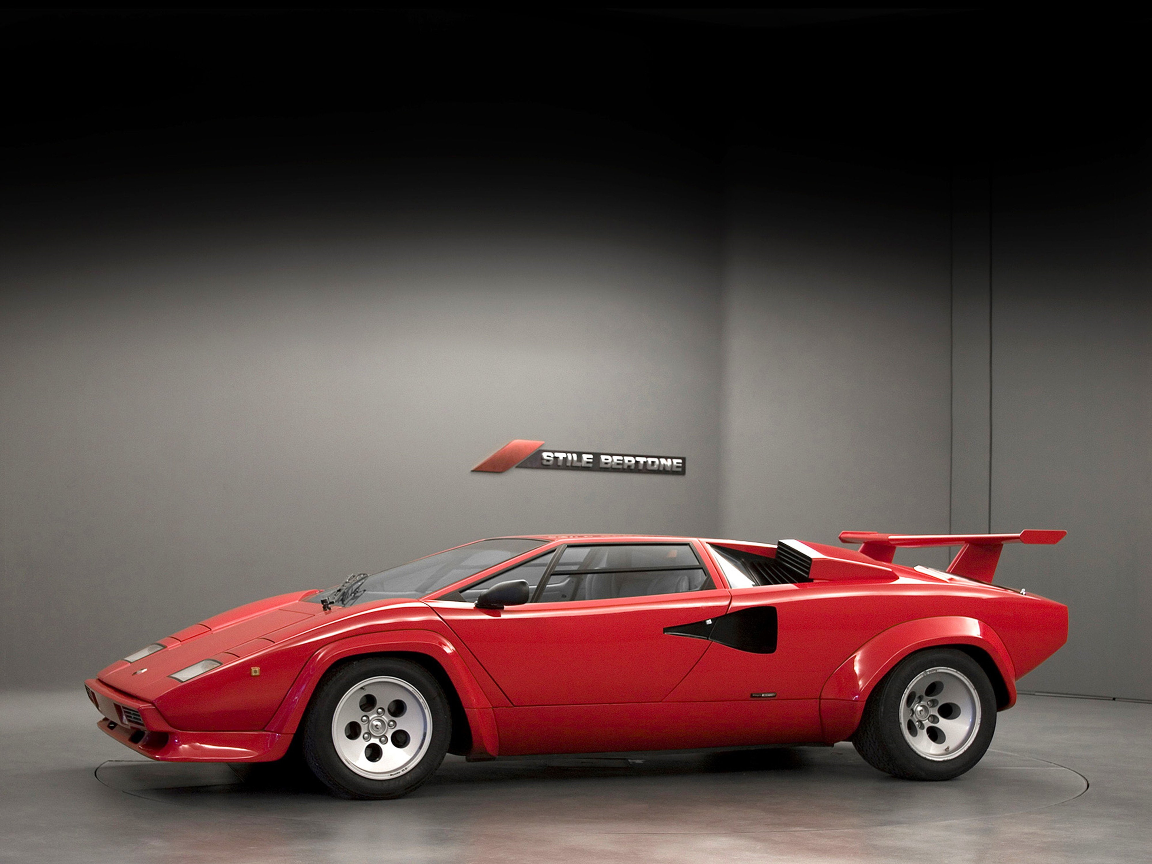 vehicle, countach, 4000x3000, 4K, car, italy, sportcar, 5000, quattrovalvole, supercar, 1985, lamborghini, HD Wallpaper