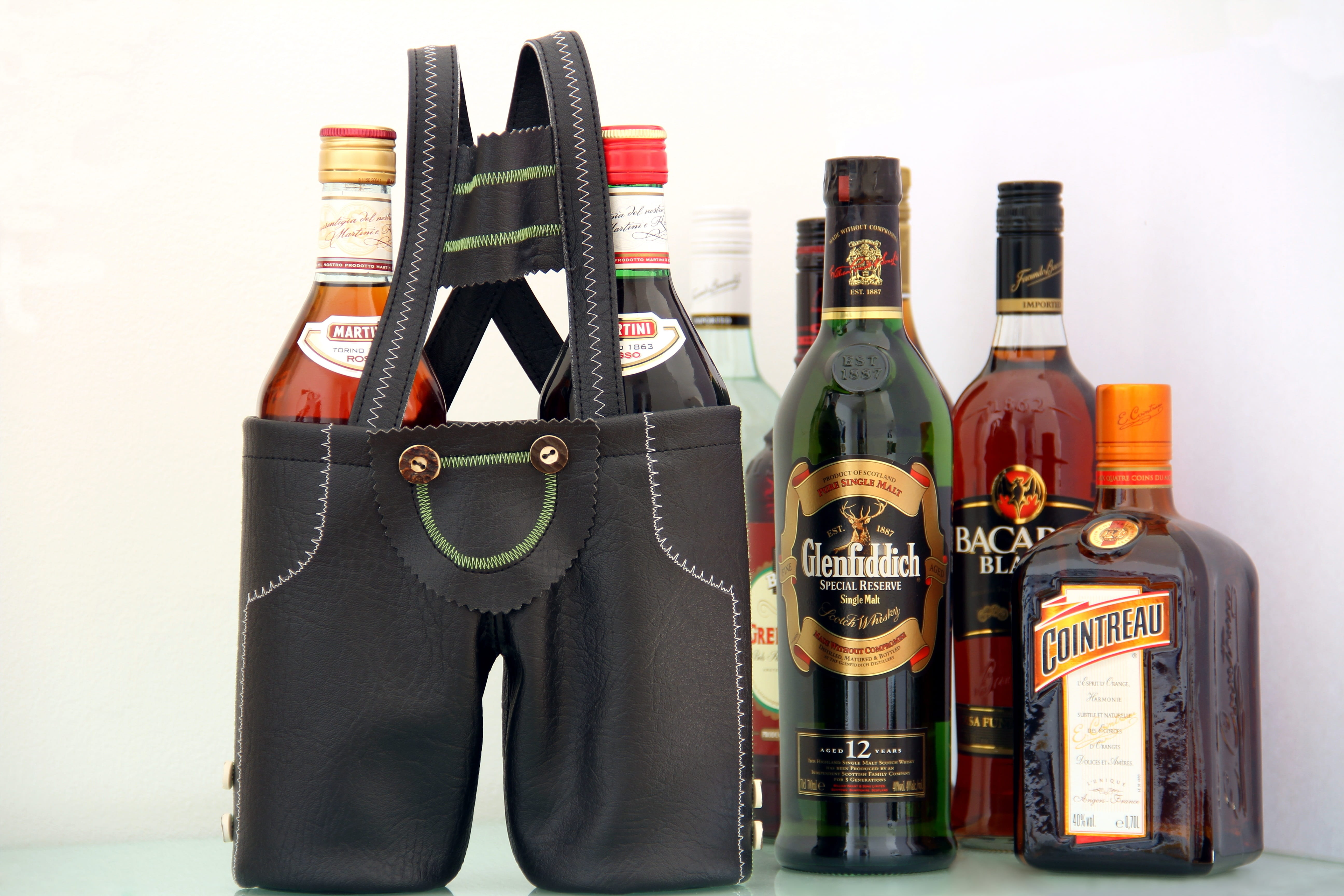man, variation, good mood, container, party, studio shot, alcoholic, security, choice, no people, cut out, refreshment, mood, enjoy, bottles, lederhosen bar, HD Wallpaper