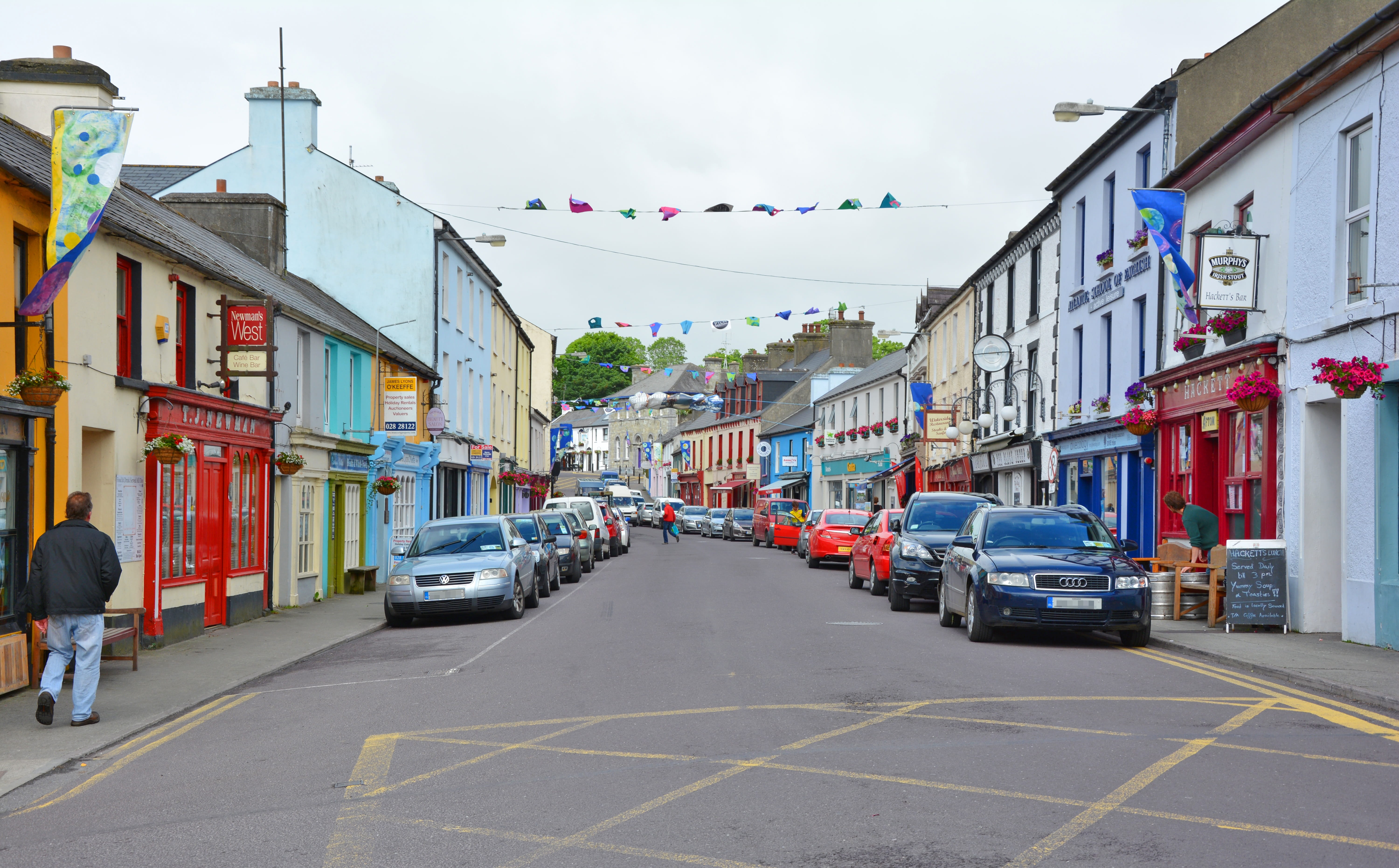 Road, building Exterior, Schull, built Structure, transportation, symbol, no people, day, sign, car, Village, incidental people, land vehicle, sky, main road, HD Wallpaper