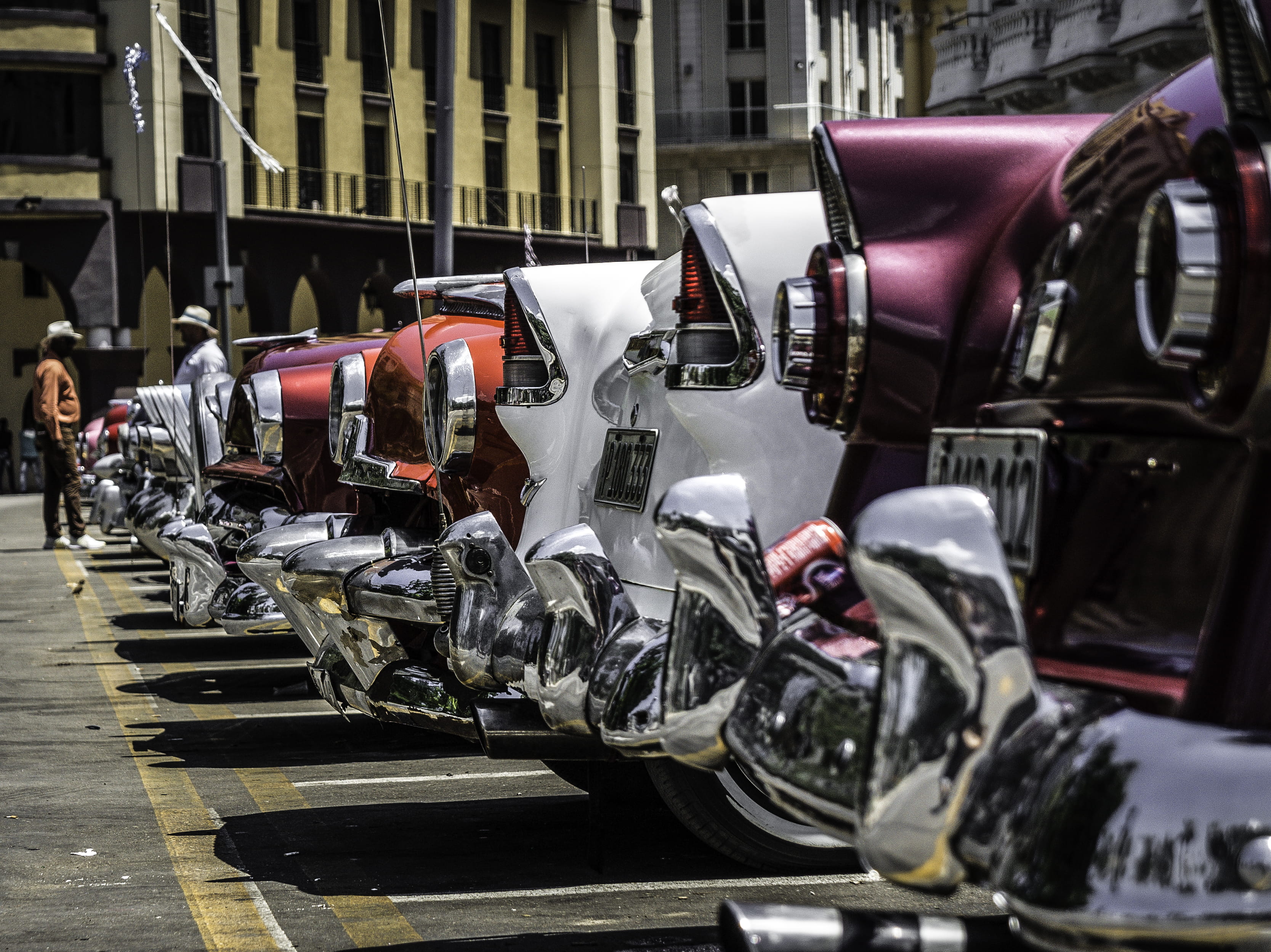 mode of transportation, havana, transportation, shopping, motor vehicle, line, white, vintage car, cuba, motor scooter, arrangement, in a row, indoors, HD Wallpaper