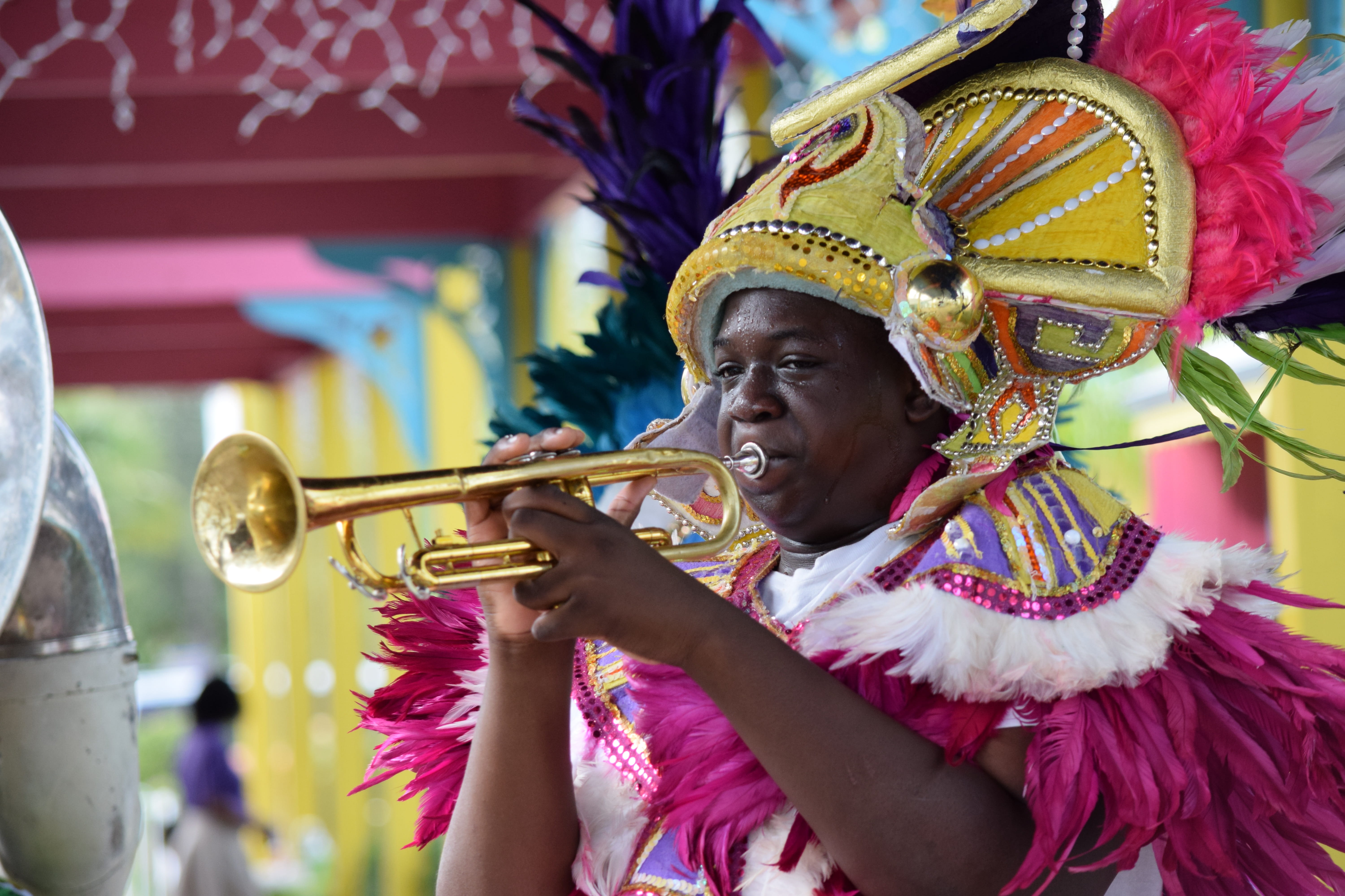 trumpet, trombone, people, paradise, 5K, indigenous Culture, real people, playing, Nassau, traditional Clothing, artist, Vacation, one person, photography, HD Wallpaper