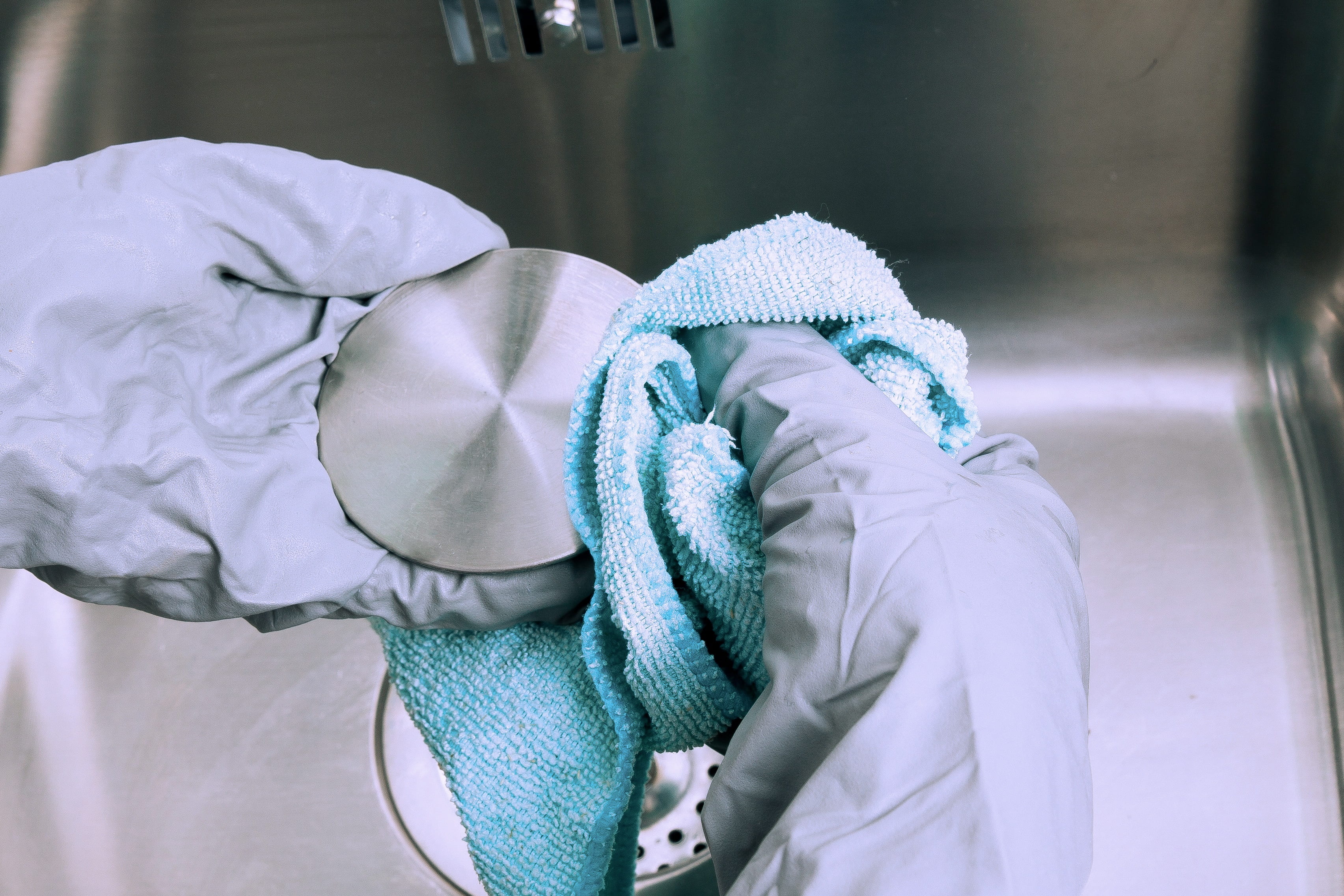 brush, surgical glove, occupation, focus on foreground, 2K, towels, clothing, washbasin, protective glove, maid, security, protection, white color, bath, HD Wallpaper
