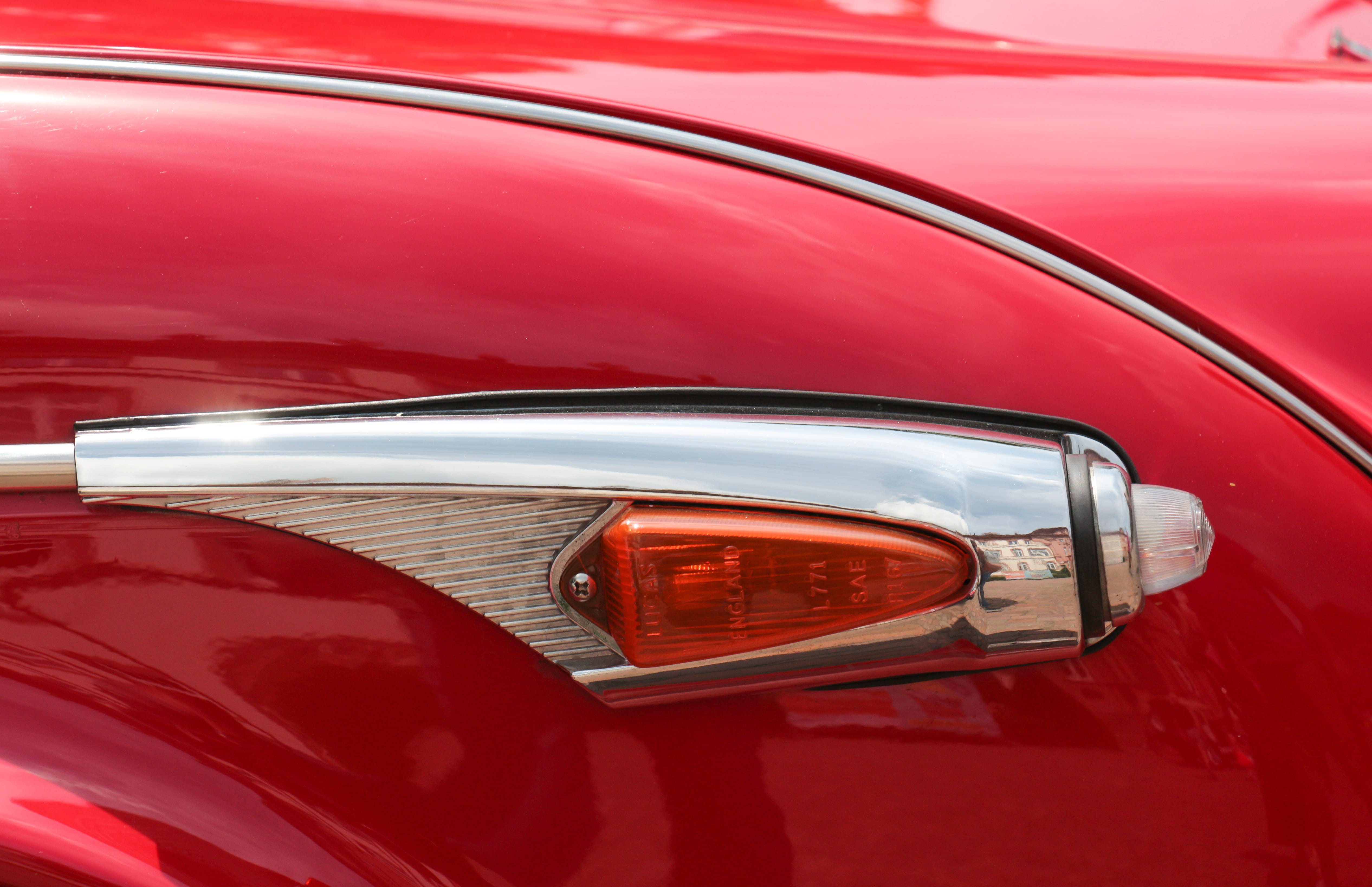 retro styled, luxury, metal, lighting equipment, mode of transportation, 4K, motor vehicle, red, transportation, vintage car, wealth, glass - material, HD Wallpaper