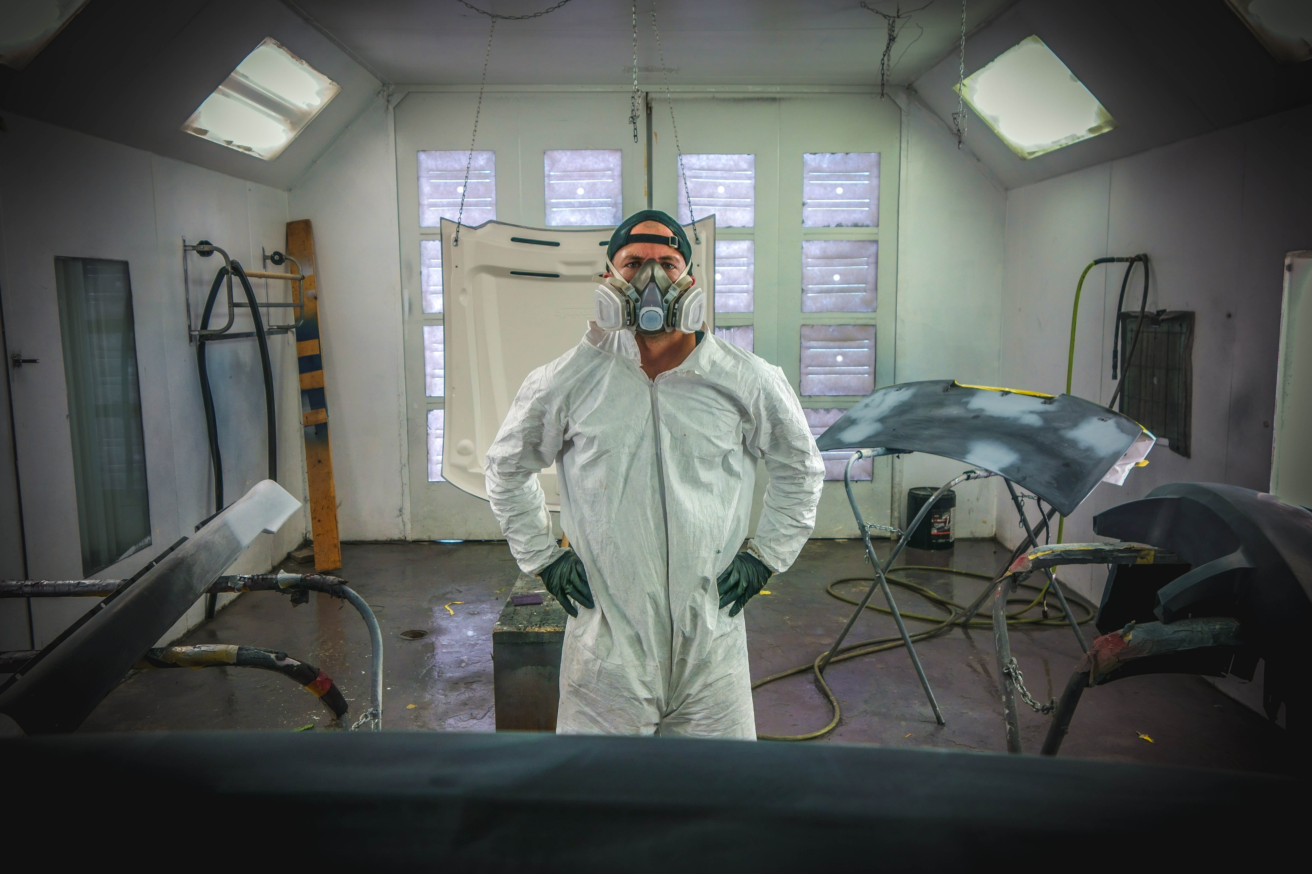 indoors, bumper, worker, Booth, protective mask - workwear, surgical mask, garage, 5K, skill, standing, protection, environment, public domain images, HD Wallpaper