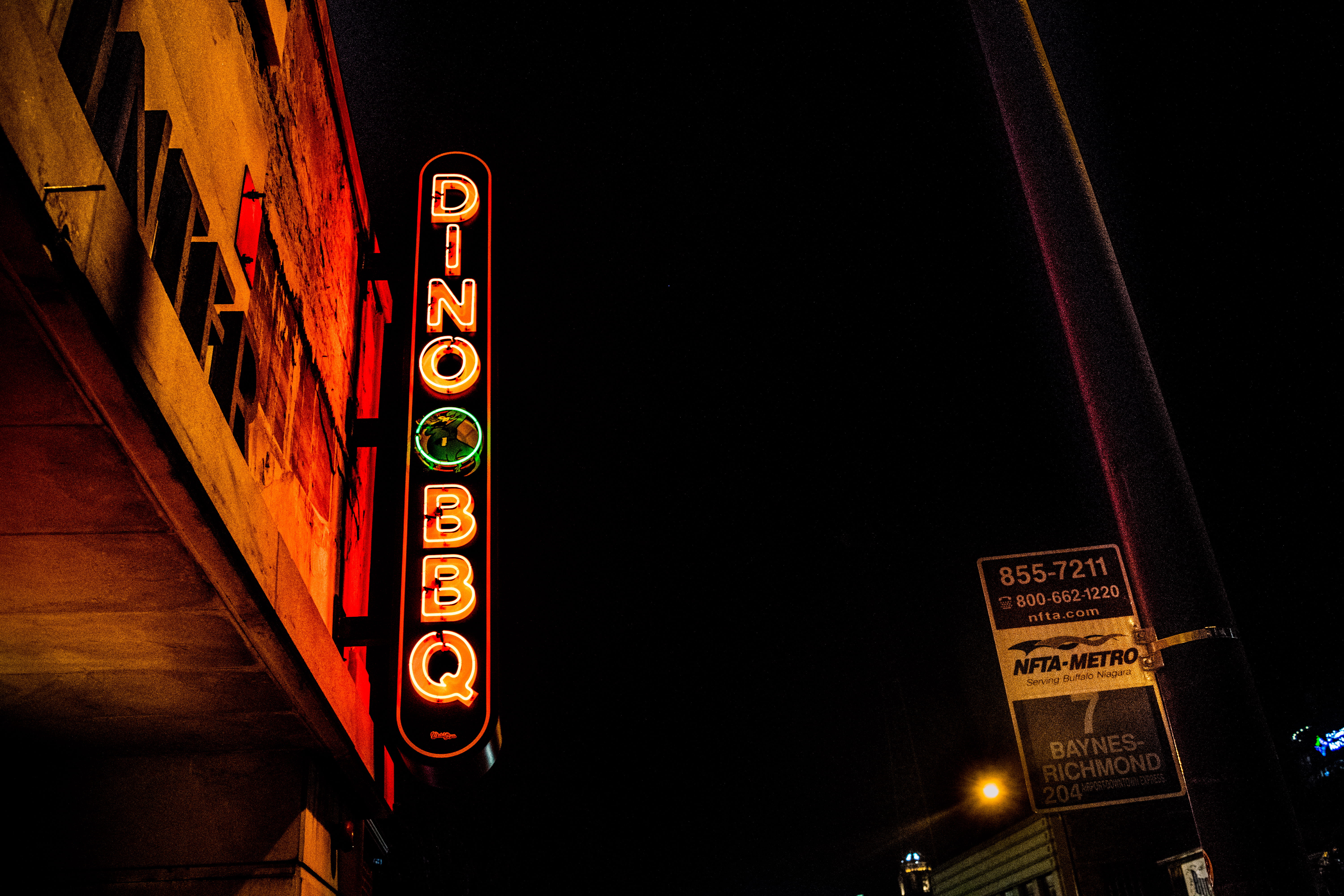 neon sign, buffalo, night, store front, 5K, information sign, illuminated, building exterior, dark, city scape, western script, communication, capital letter, HD Wallpaper