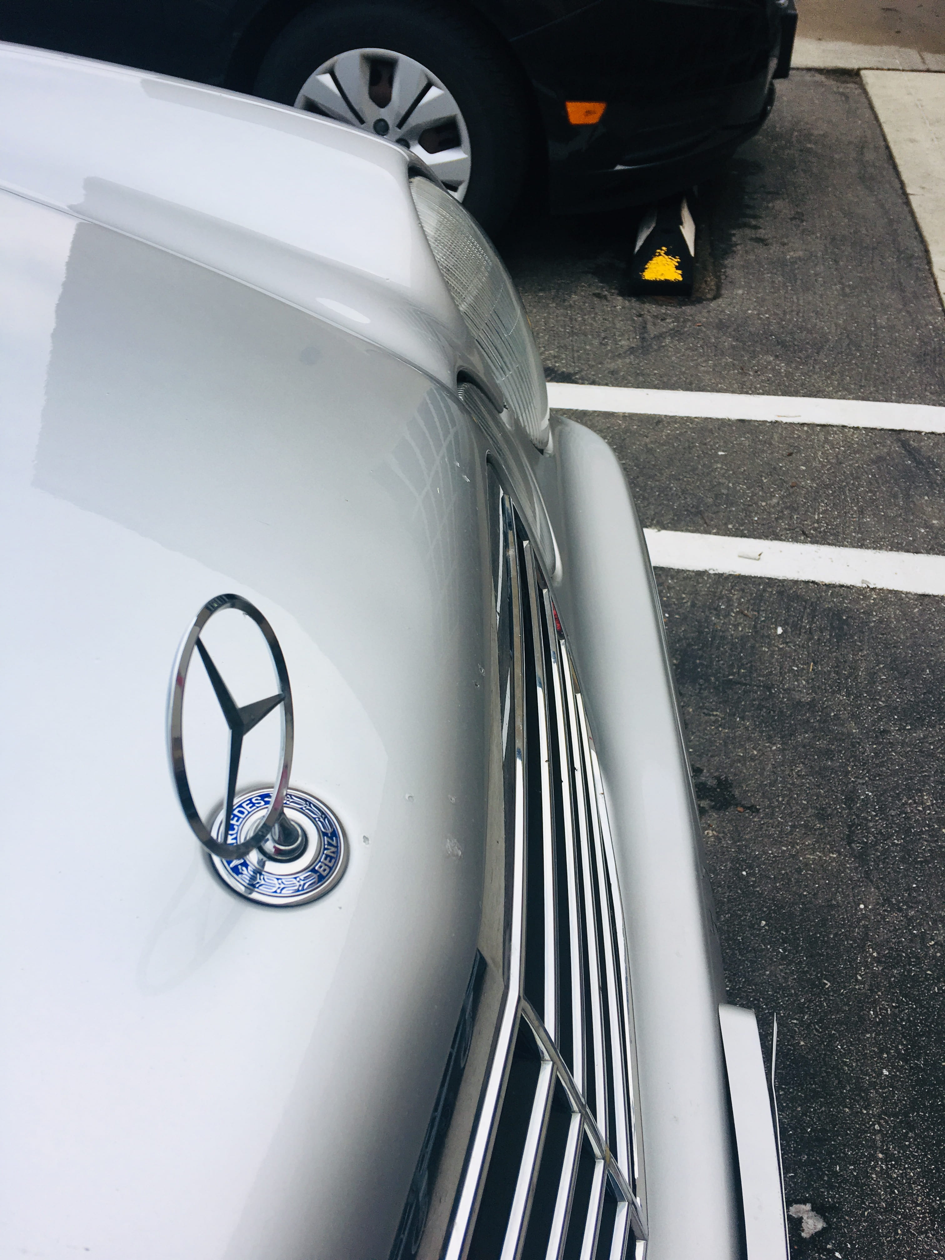 road, mirror, wheel, high angle view, car, windshield, silver colored, sign, staircase, headlight, trademark, outdoors, metal, transportation, city, day, Phone HD Wallpaper