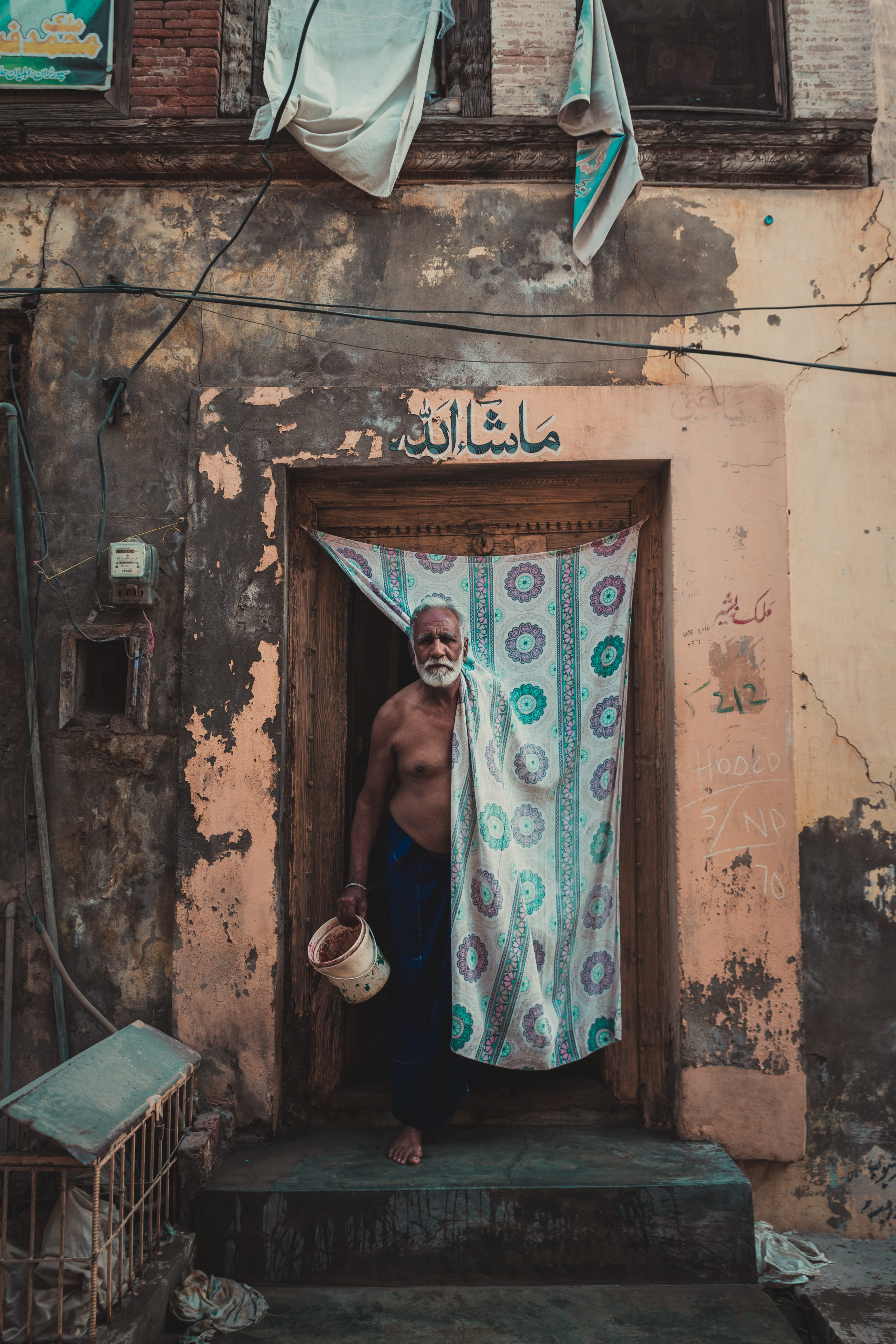 door, elderly, doorway, day, person, one person, standing, human, entrance, built structure, cloth, man, architecture, adult, 5K, elder, old, real people, Phone HD Wallpaper