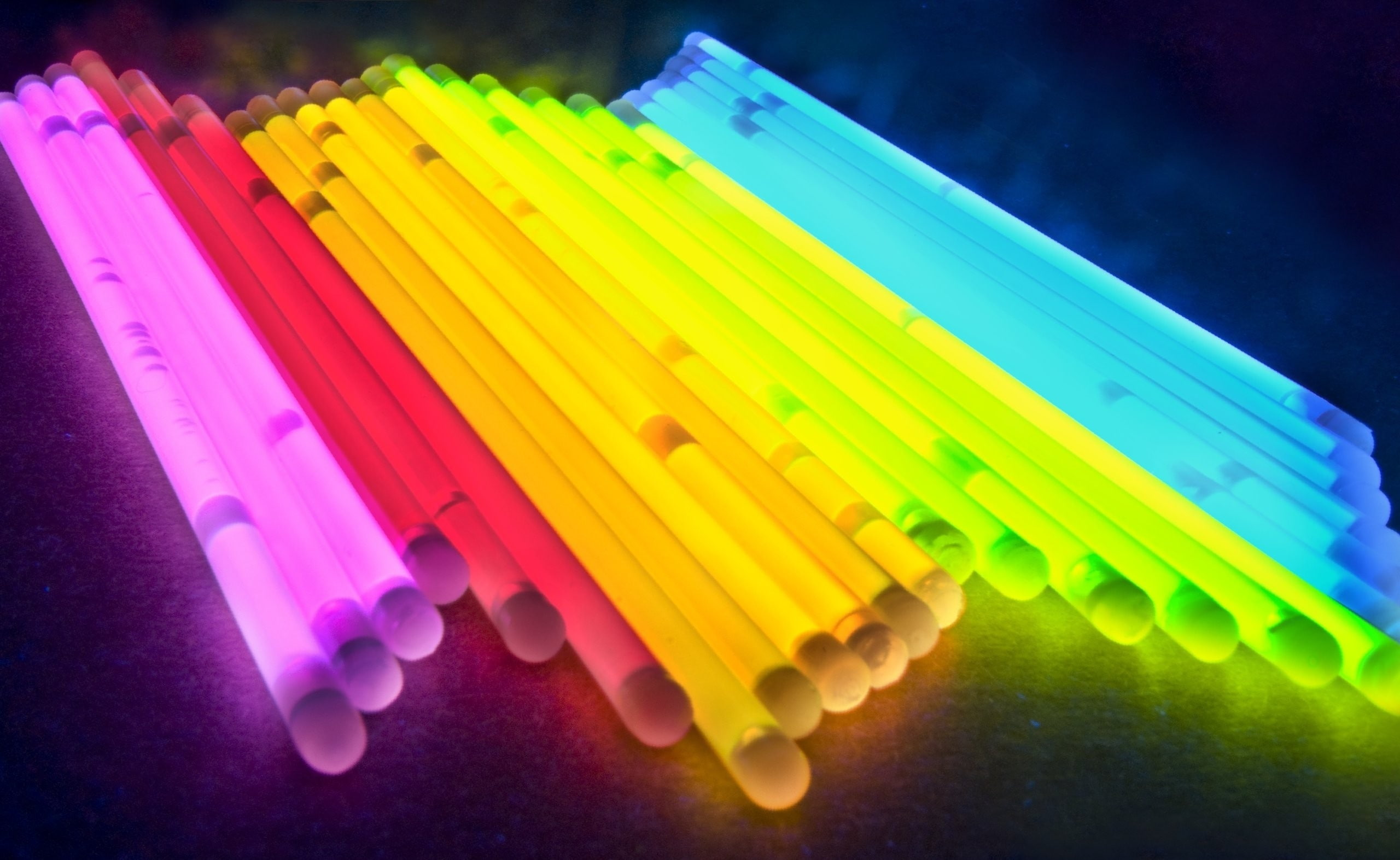 no people, order, vibrant color, glowing, sticks, studio shot, color, close-up, indoors, large group of objects, Colorful, in a row, side by side, 2K, HD Wallpaper