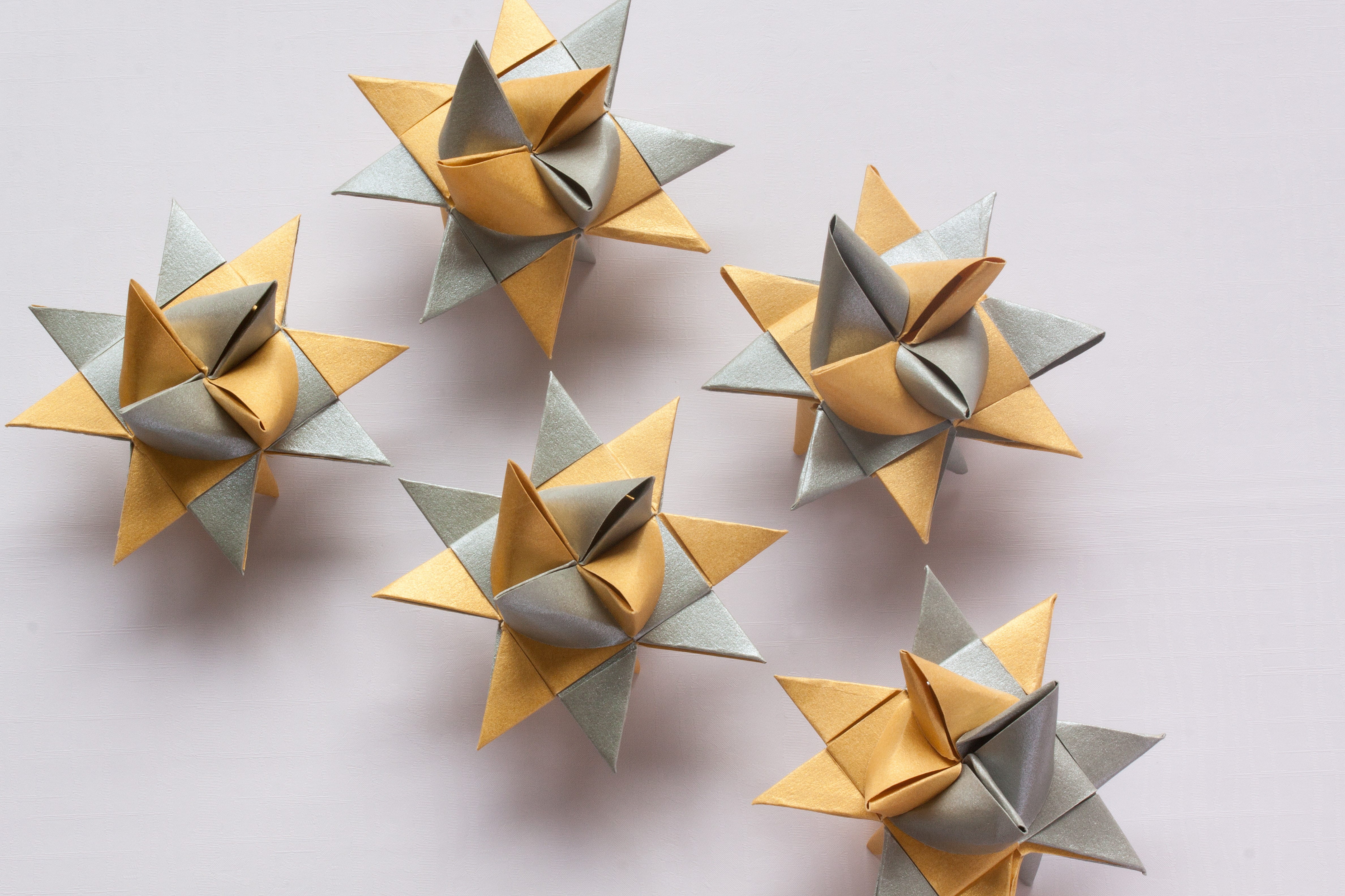 studio shot, shape, white background, star shape, gray, art and craft, high angle view, star, design, indoors, gold colored, origami, group of objects, HD Wallpaper