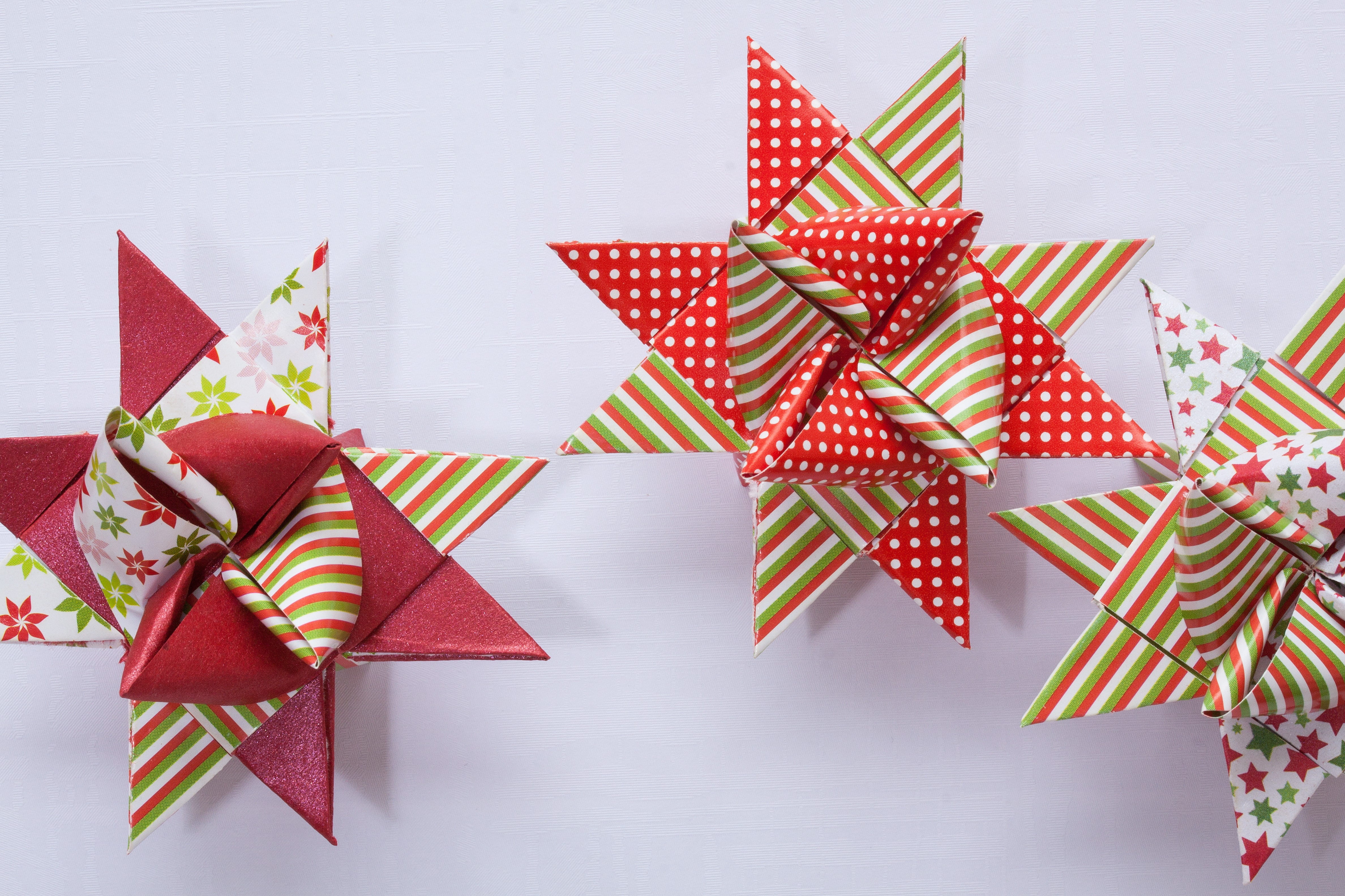 christmas present, object, boxes, box - container, fold, holiday, bow, tied bow, red, green, celebration, ribbon, Art Of Paper Folding, three, paper, 4K, HD Wallpaper