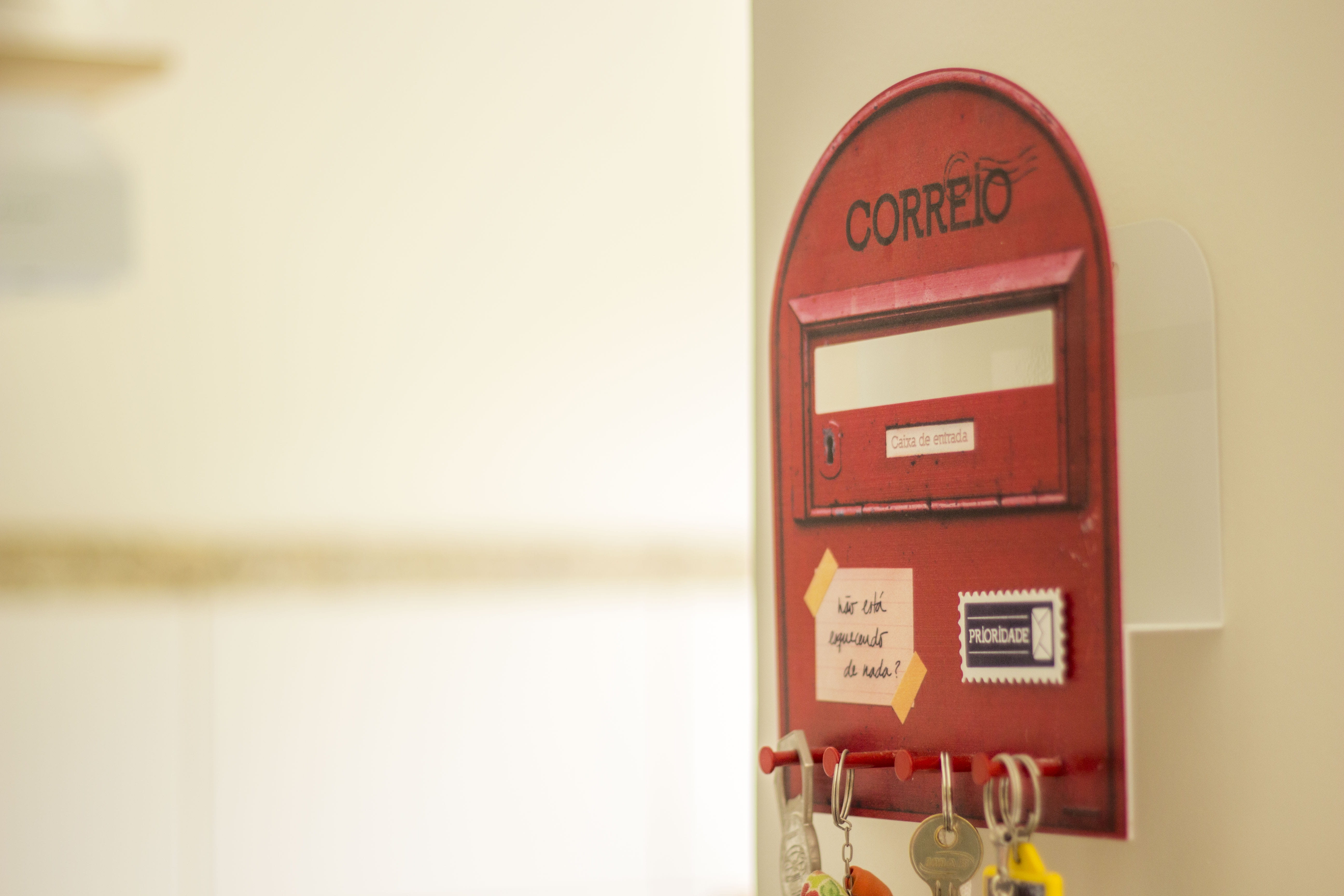 technology, text, mail, 5K, letter, communication, message, mensagem, key, day, post, protection, label, correio, indoors, post box, priority, brazil, HD Wallpaper