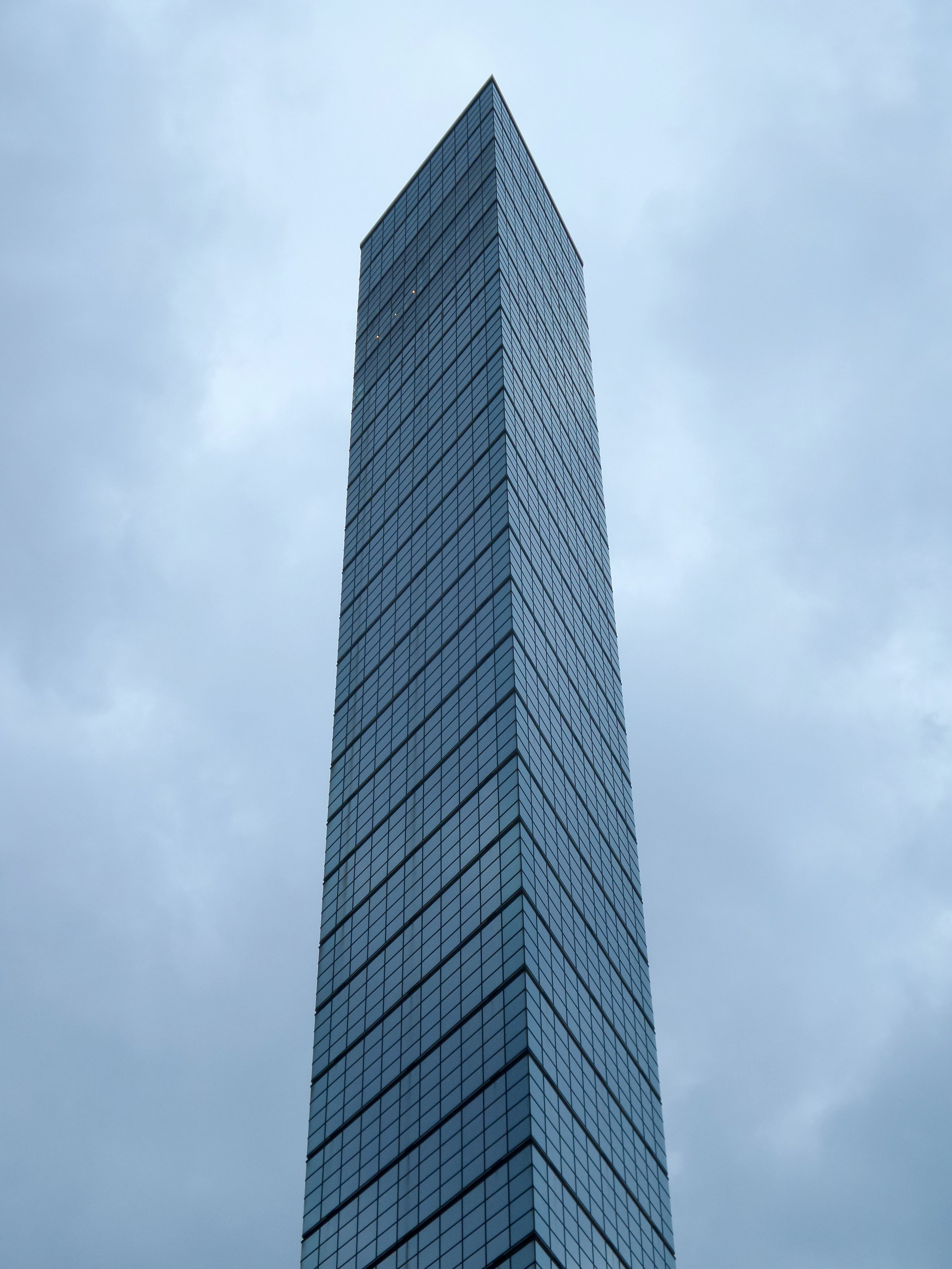 day, port, city, no people, architecture, cloud - sky, cloudy, office, nature, built structure, building, tall - high, outdoors, low angle view, 5K, tokyo, Phone HD Wallpaper