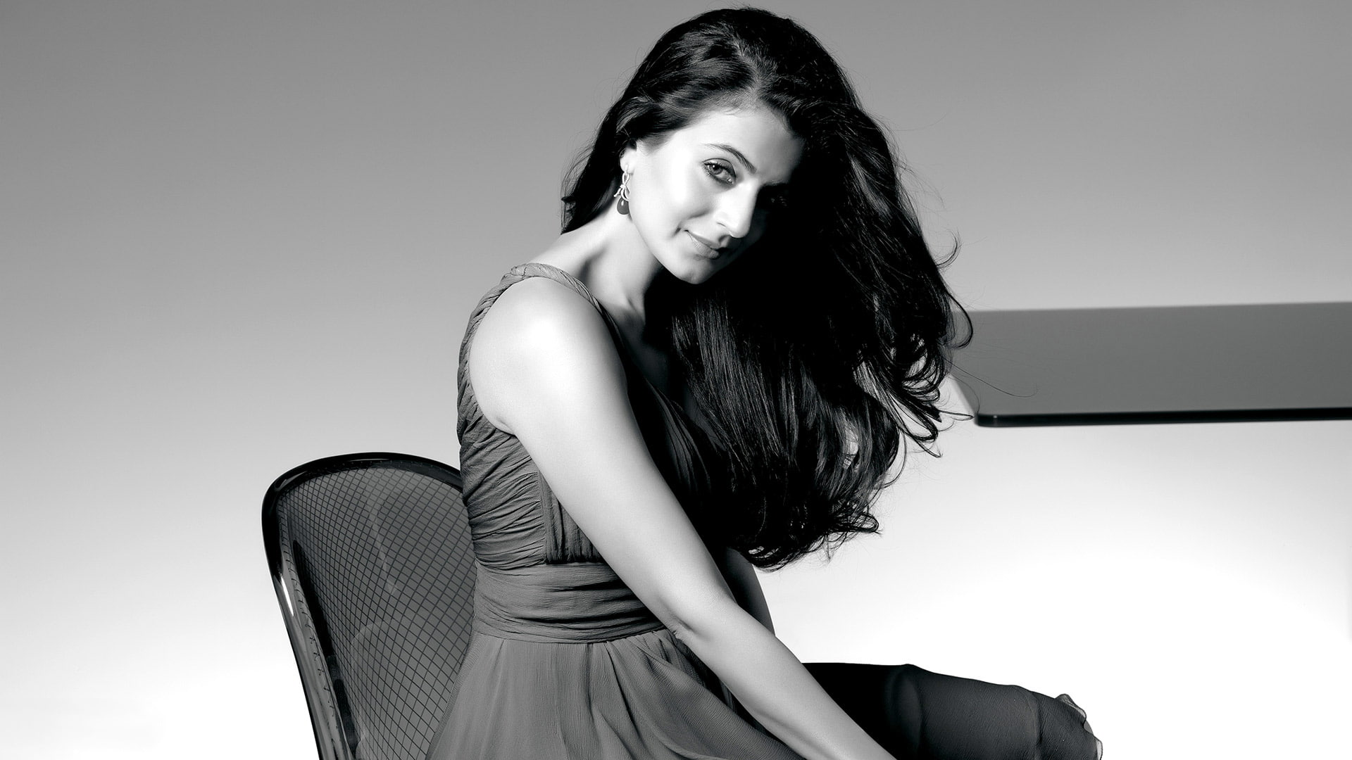 1080P, black, photoshoot, white, patel, ameesha, HD Wallpaper