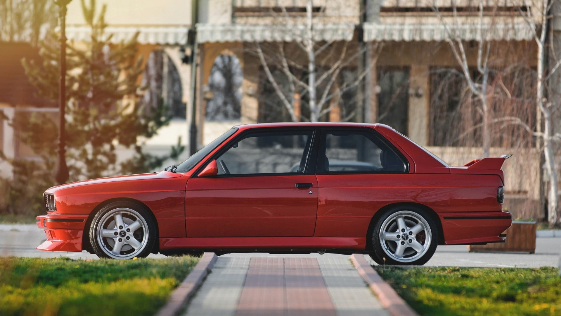 car, stationary, nature, retro styled, motor vehicle, transportation, street, land vehicle, day, architecture, 1080P, hatchback, mode of transportation, HD Wallpaper
