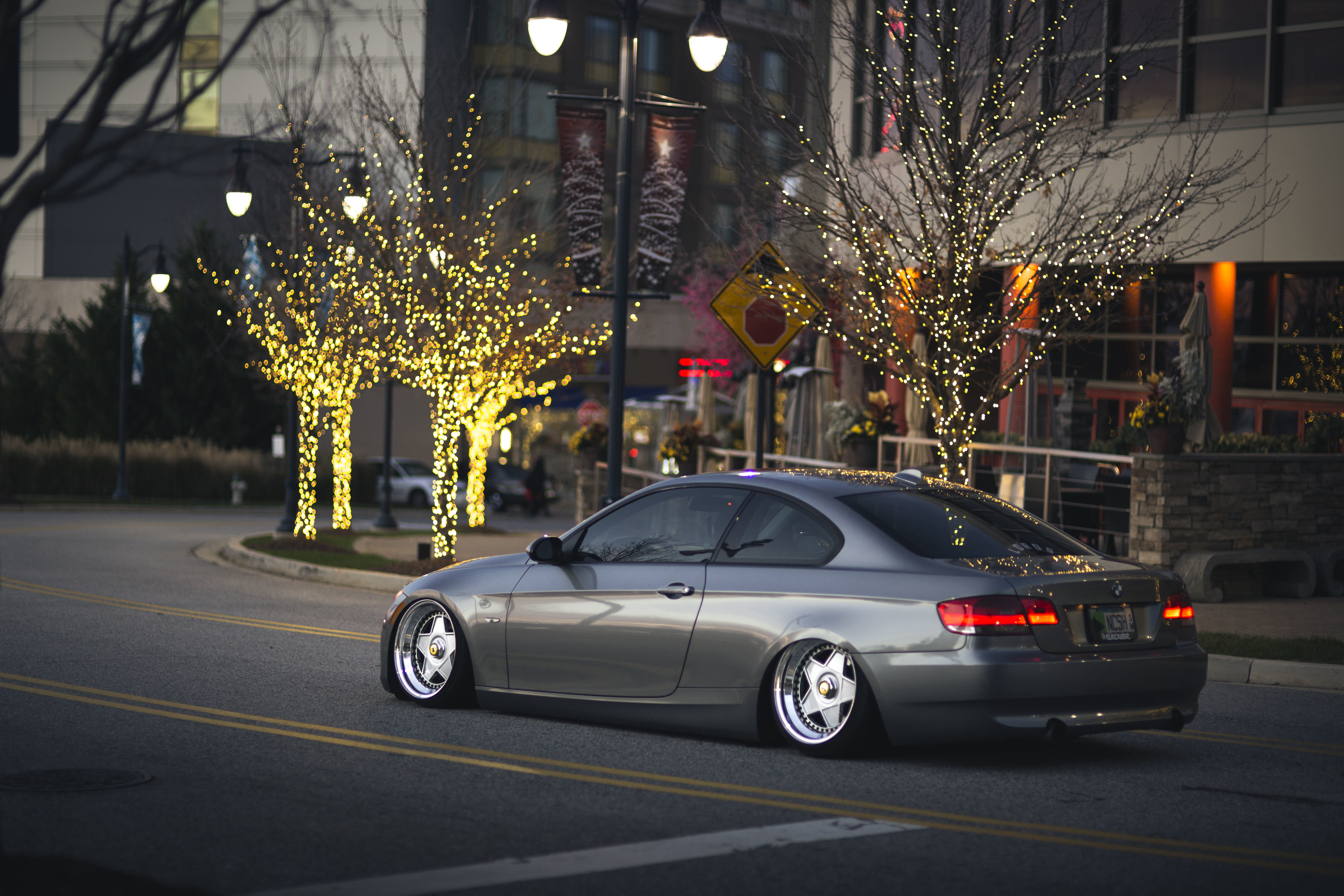 tail lights, trees, street, 335i, cars, signs, 5K, side, back, Christmas, branch, lampposts, wheel, BMW, HD Wallpaper