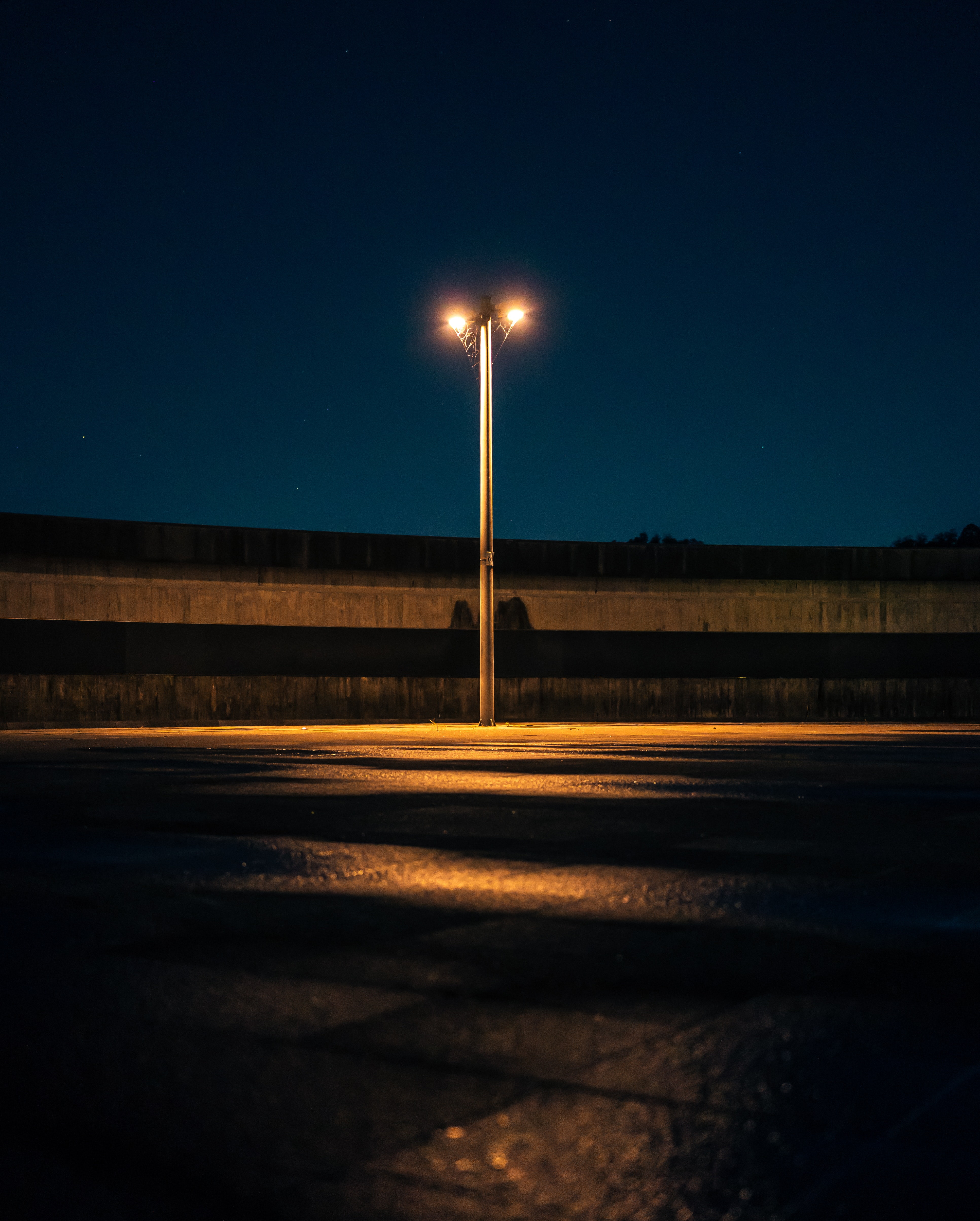 lamppost, lantern, 4K, light, sky, lighting, night, Phone HD Wallpaper