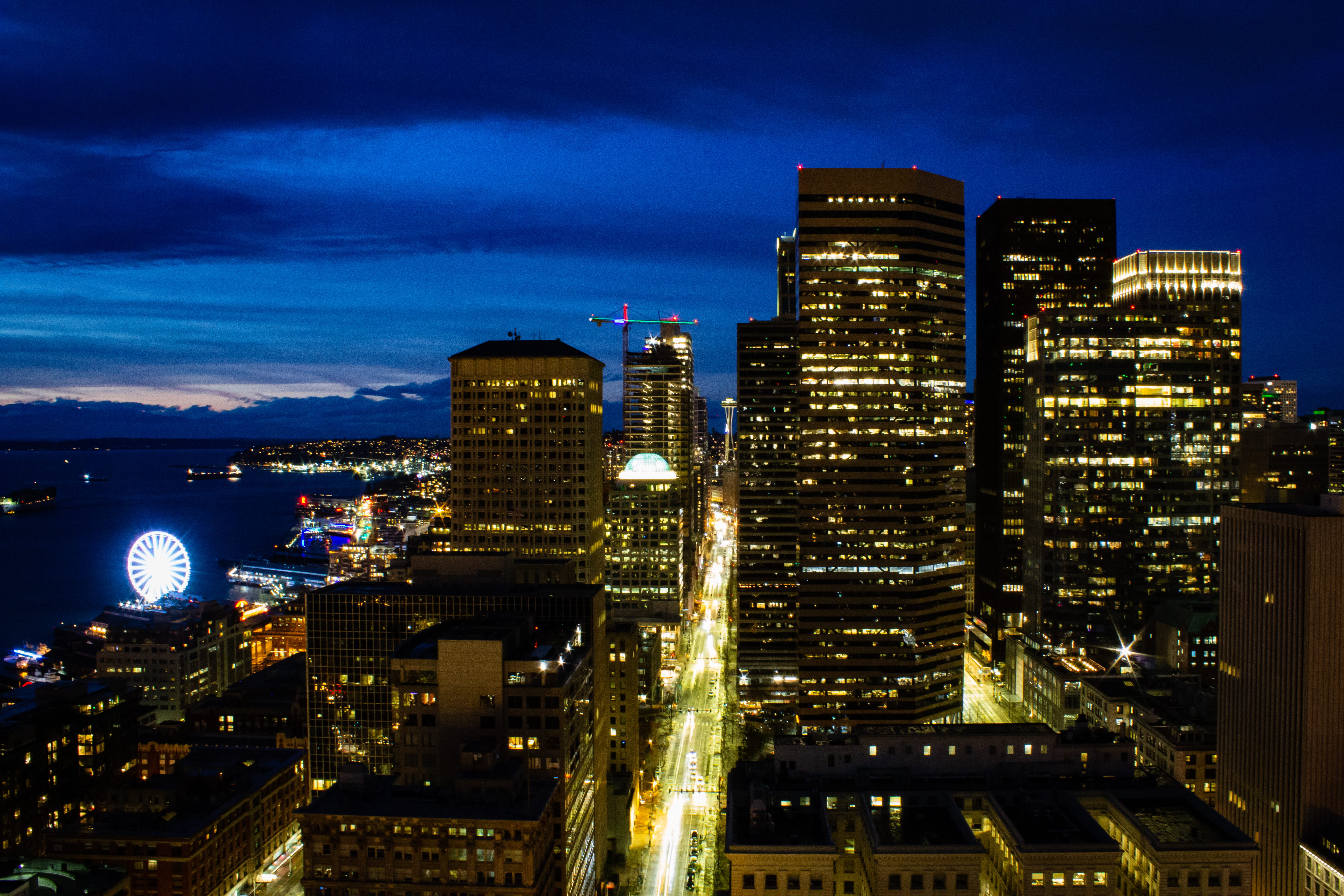 tall - high, downtown, water, landscape, no people, 4K, seattle, office building, outdoors, sunset, buildings, nature, lighted, urban, ferris wheel, light, HD Wallpaper