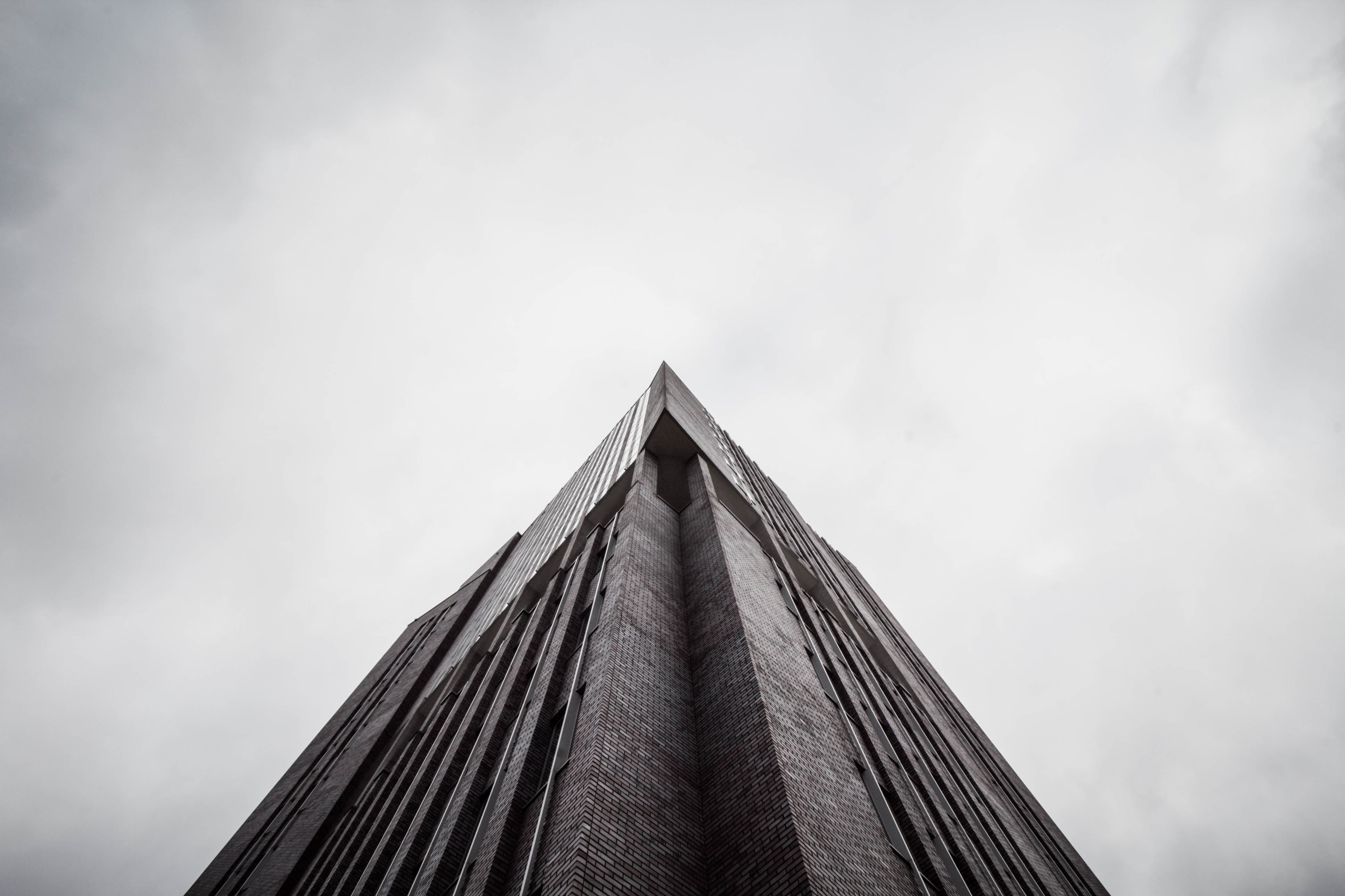 cloud - sky, tent, built structure, office, sky, corner, urban, copy space, tall - high, structure, building, modern, pattern, triangle, no people, office building exterior, HD Wallpaper