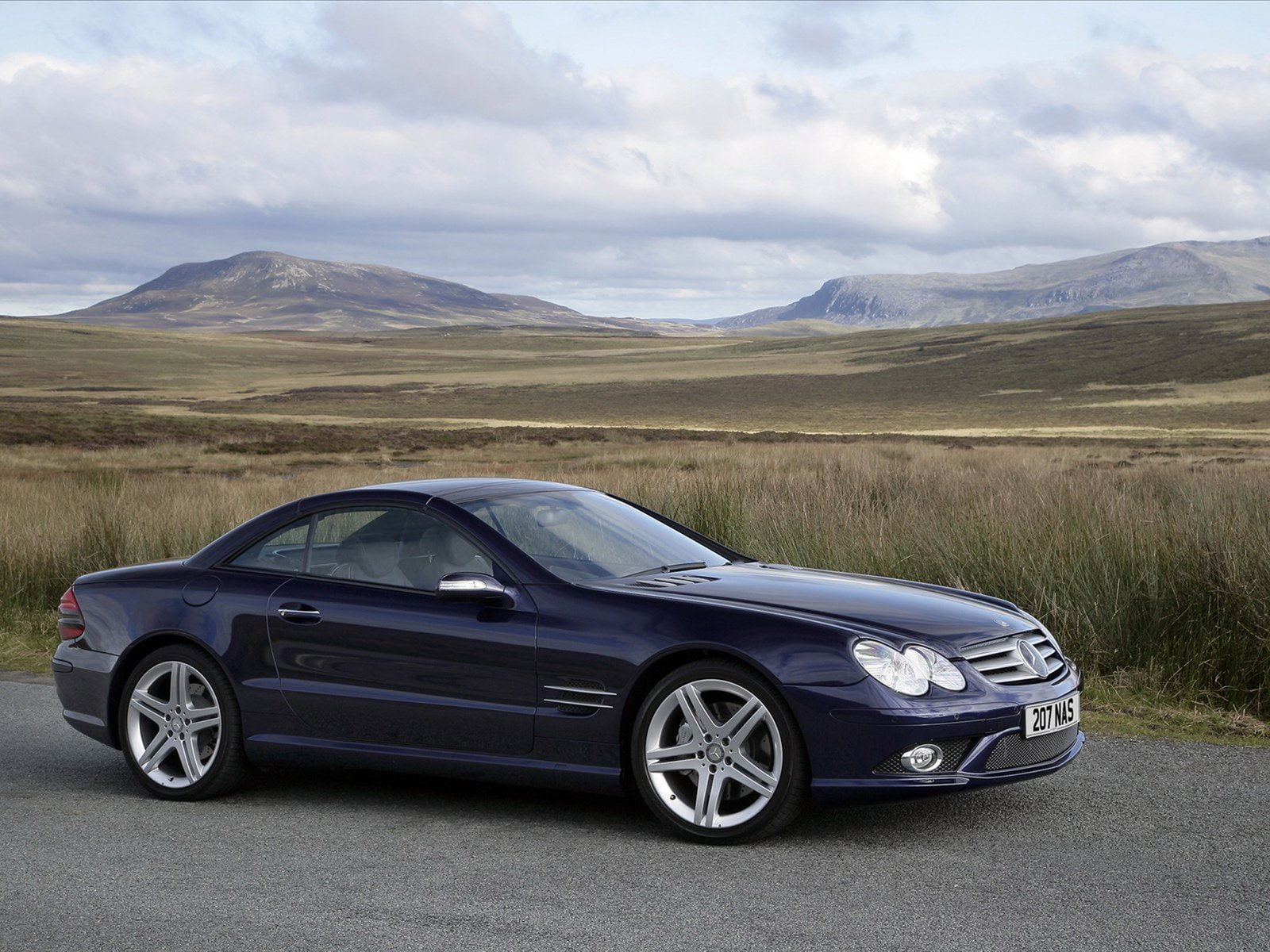 sl500, 500, uk spec, sports, 720P, convertible, mercedes, package, benz, 2005 08, r230, s l, HD Wallpaper