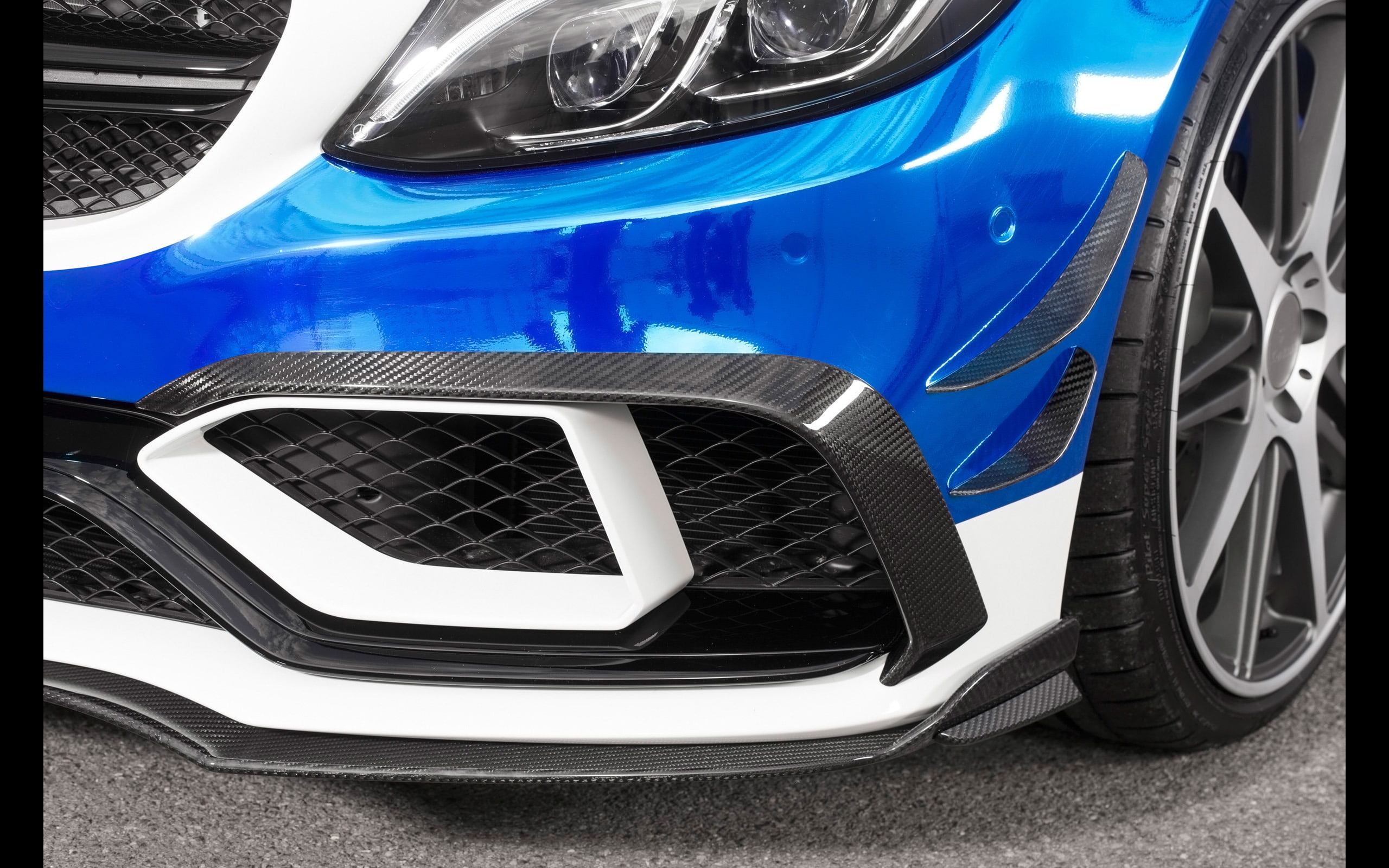 modern, close-up, shiny, 2K, silver colored, auto, carlsson, headlight, amg, transportation, outdoors, mode of transportation, tire, no people, HD Wallpaper