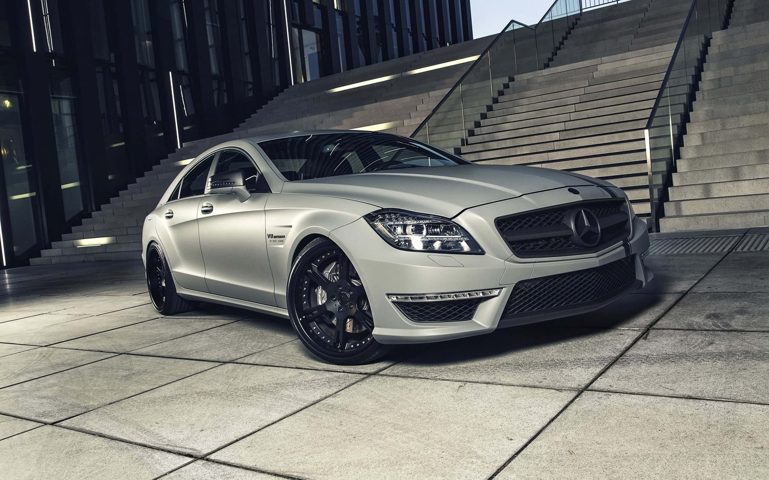 stationary, AMG, day, mode of transportation, parking, land vehicle, silver, transportation, garage, tuning, luxury, built structure, Mercedes-Benz CLS 63, HD Wallpaper