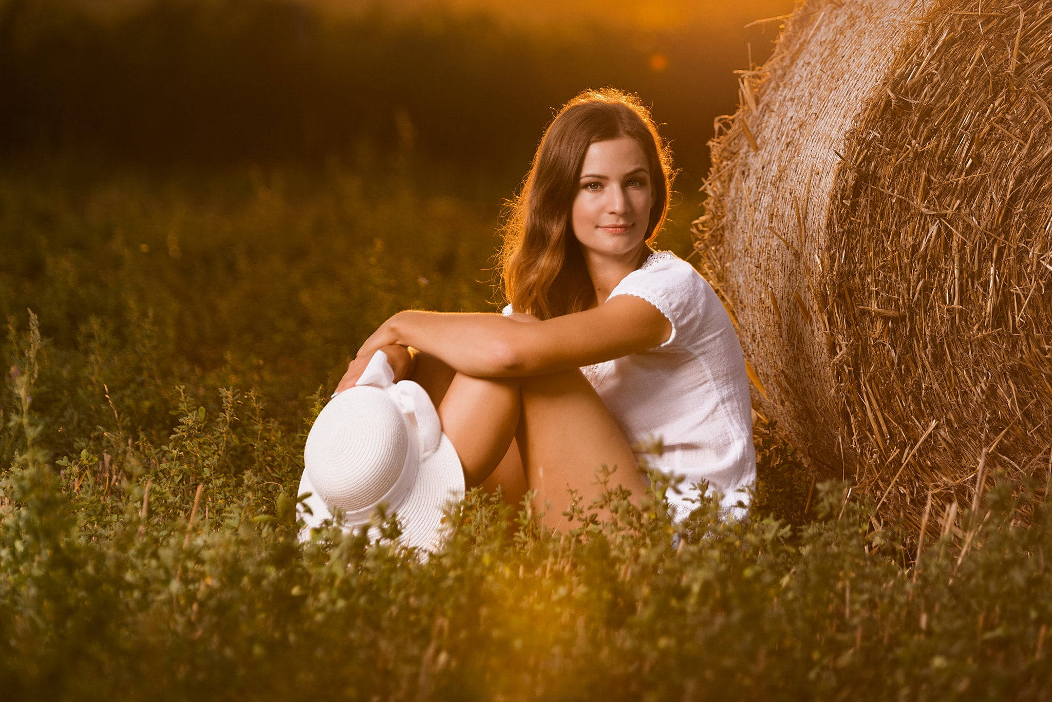 young adult, adult, brunette, beautiful woman, lifestyles, leisure activity, sunlight, women, sun hats, hairstyle, nature, 1080P, outdoors, white shirt, HD Wallpaper