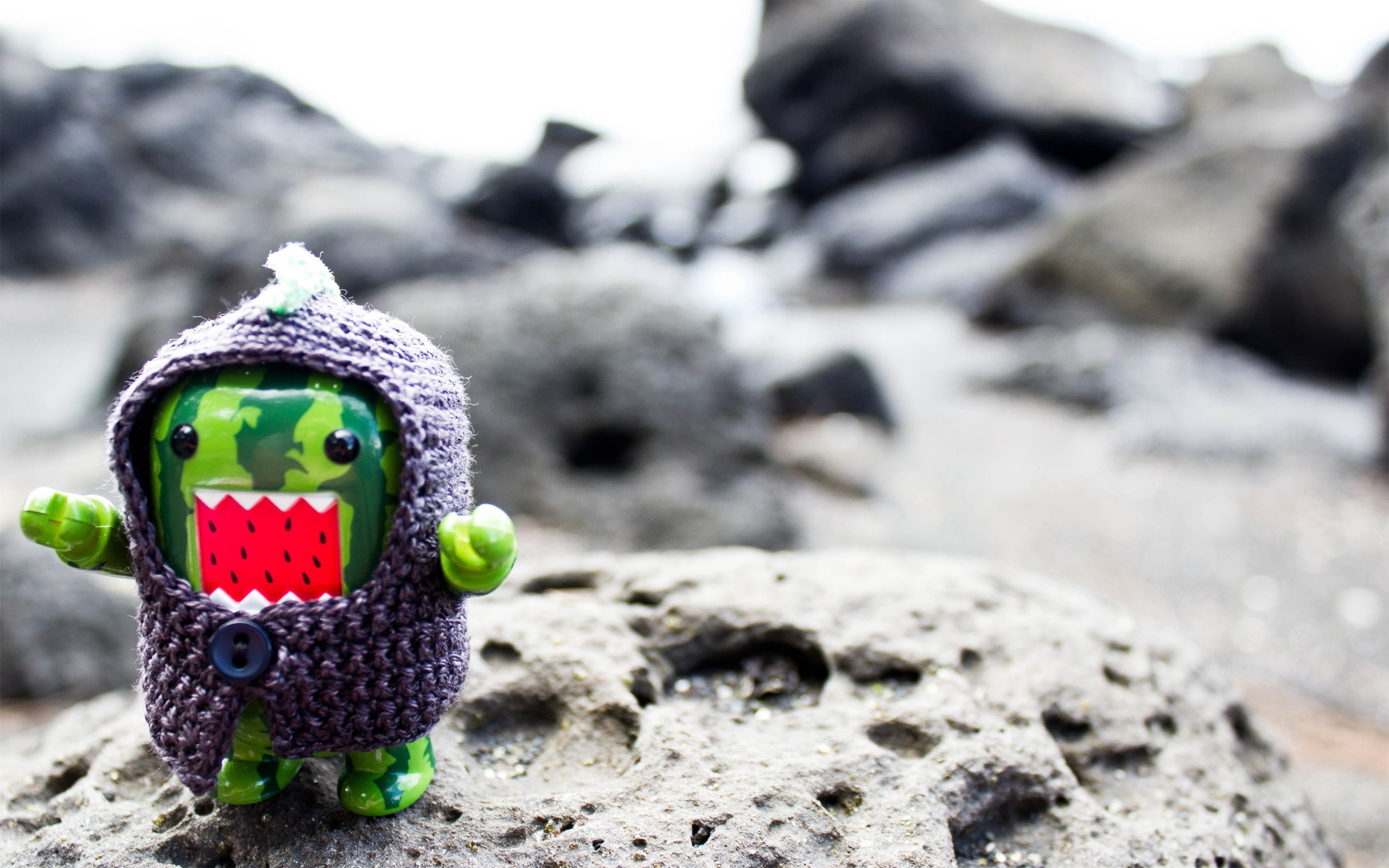 green, anthropomorphic, cultures, no People, close-up, art and craft, toy, purple, celebration, figurine, snow, 2K, decoration, representation, costume, HD Wallpaper