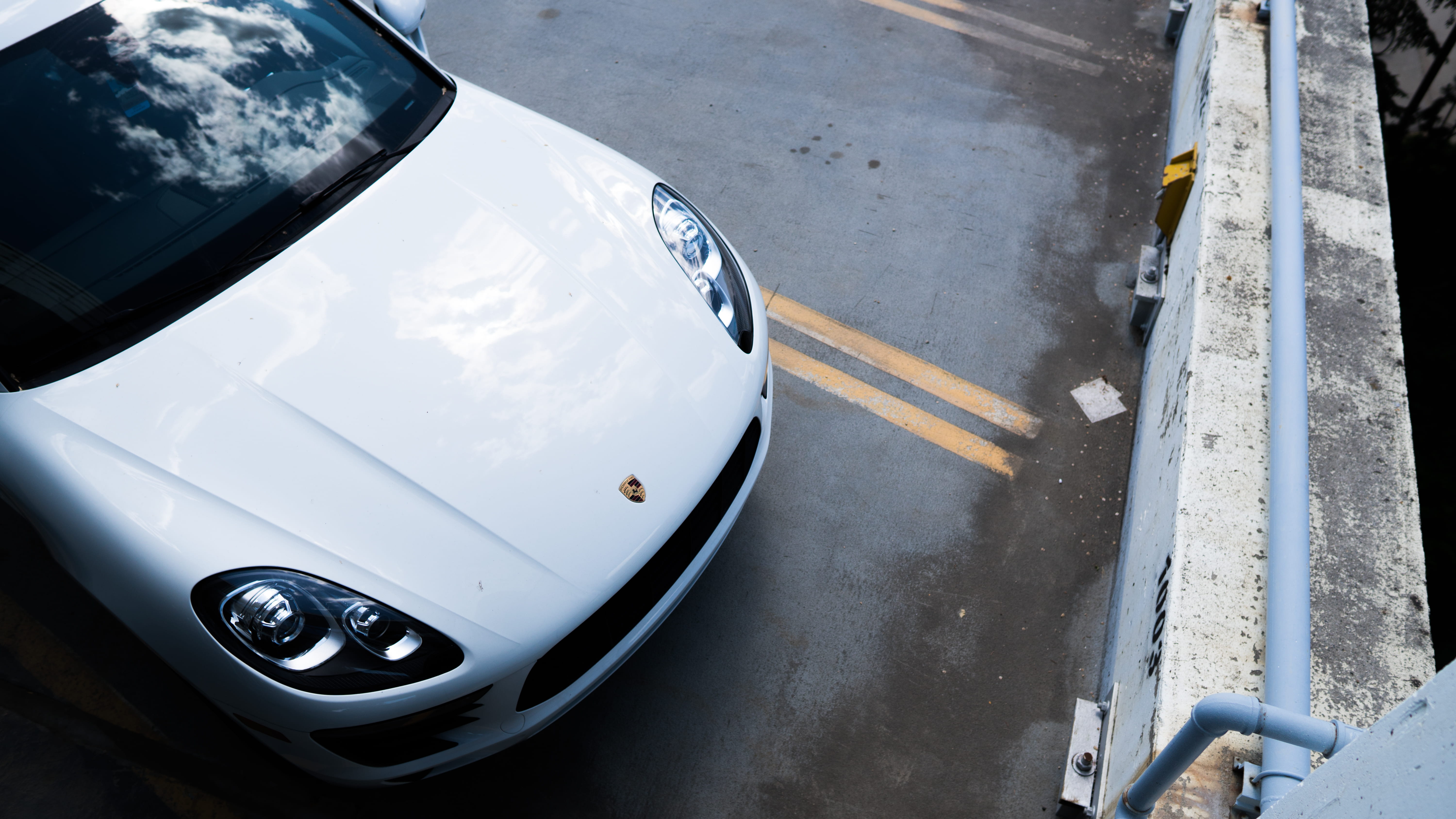 transportation, reflection, cool, afternoon, mode of transportation, snow, day, stationary, outdoors, symbol, city, high angle view, porsche, white, sign, HD Wallpaper