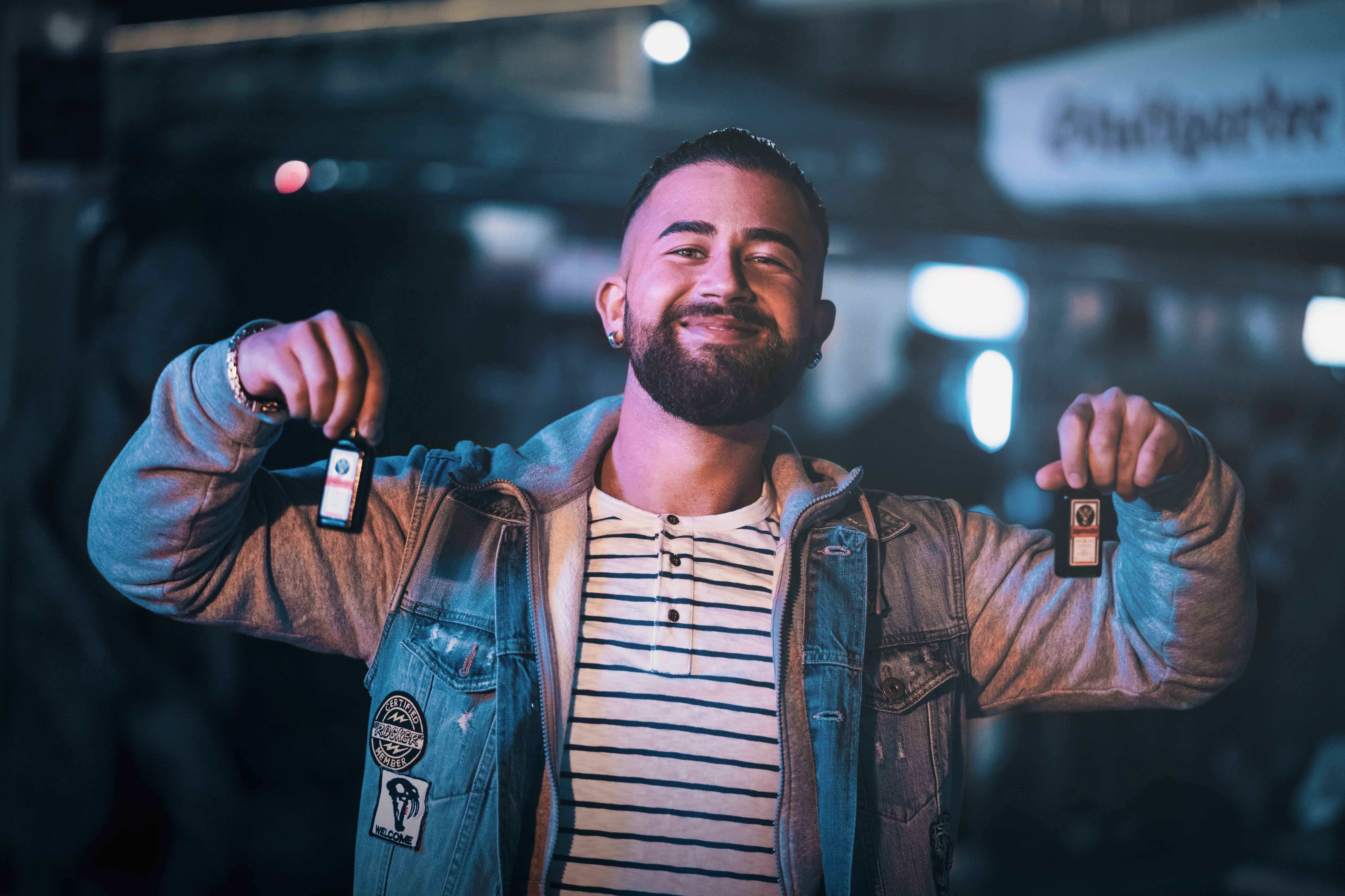 bottles, liquor, smile, beautiful people, standing, 5K, zip, confidence, male, adult, drink, fun, human limb, beard, person, style, front view, joy, man, HD Wallpaper