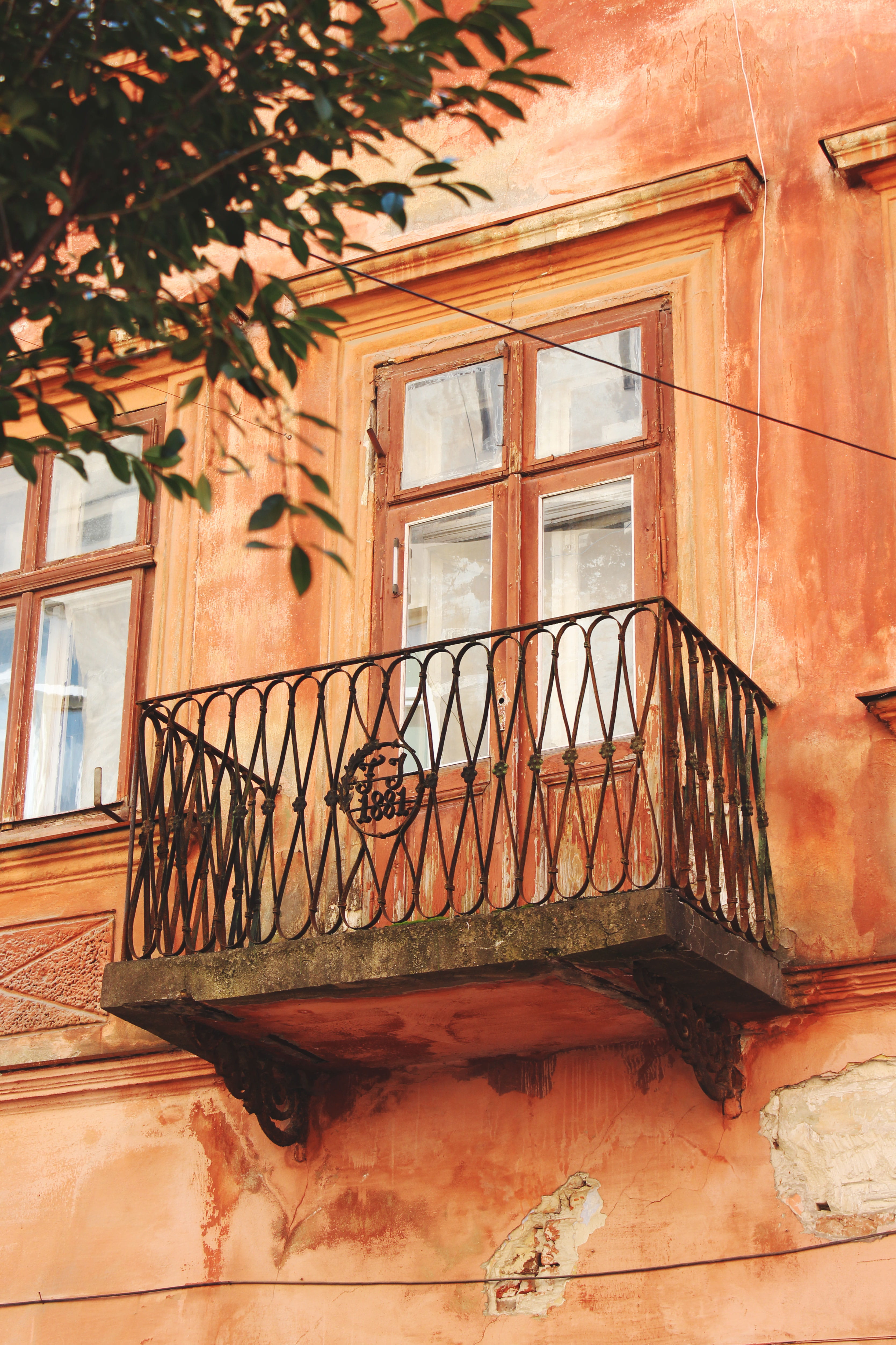 window, staircase, outdoors, wall - building feature, architecture, near, wall, brown, 4K, nature, railing, no people, residential district, wooden, windowpane, Phone HD Wallpaper