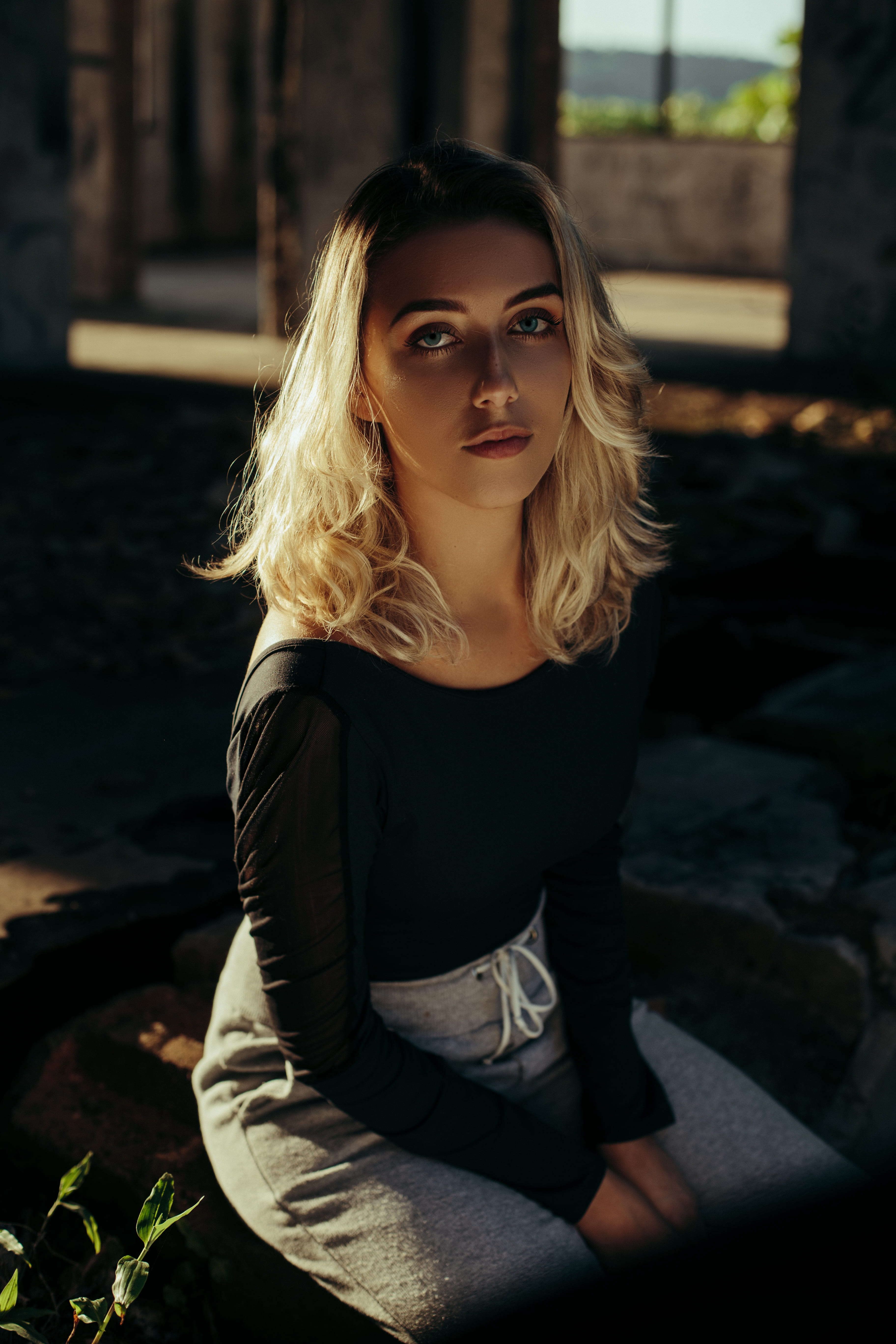 leisure activity, blonde, sleeve, female, blond hair, portrait, 5K, black, one person, evening dress, outdoors, sleeved, young adult, beautiful woman, Phone HD Wallpaper