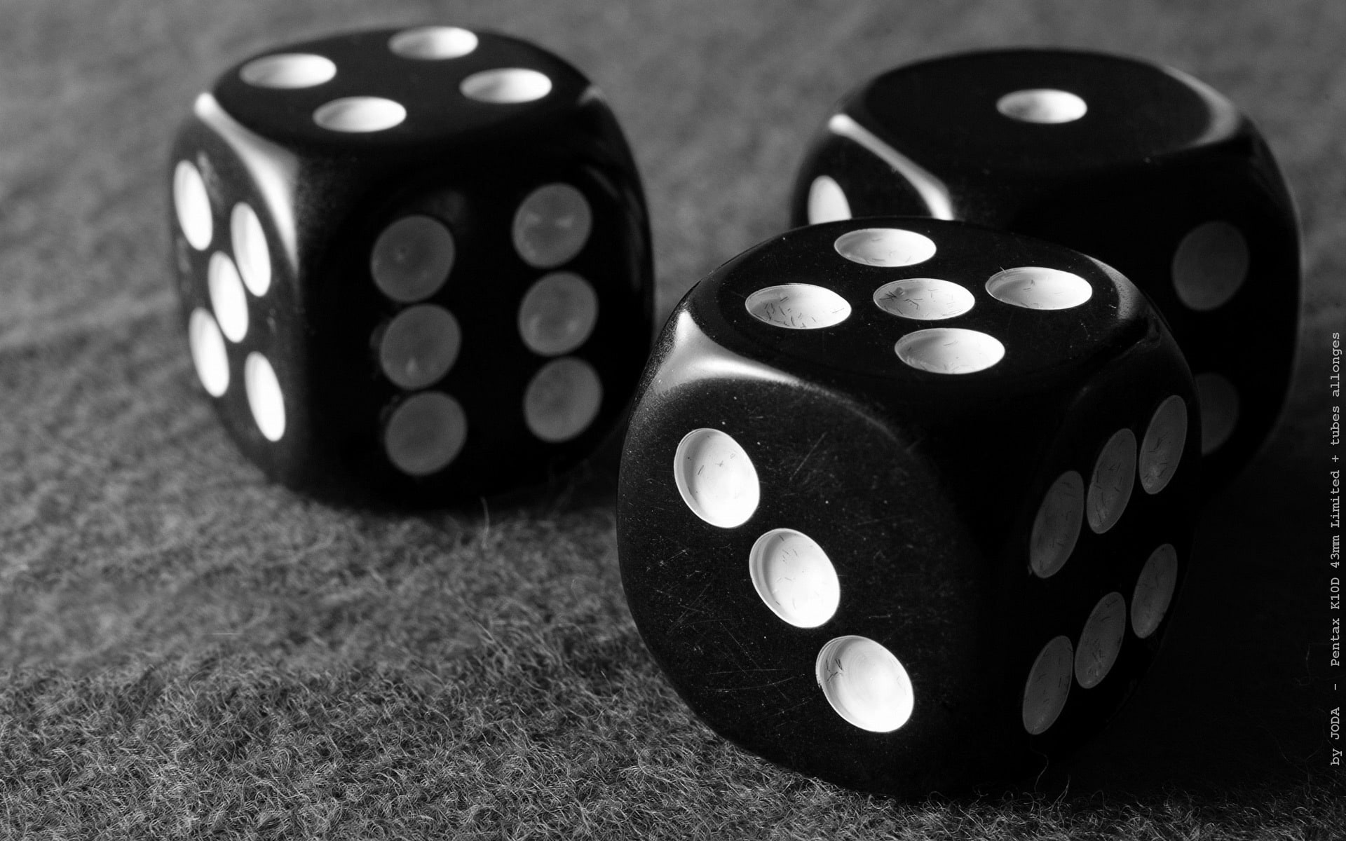 bones, success, group of Objects, spotted, focus on foreground, 1080P, playing, number, account, leisure Activity, chance, luck, competition, indoors, HD Wallpaper