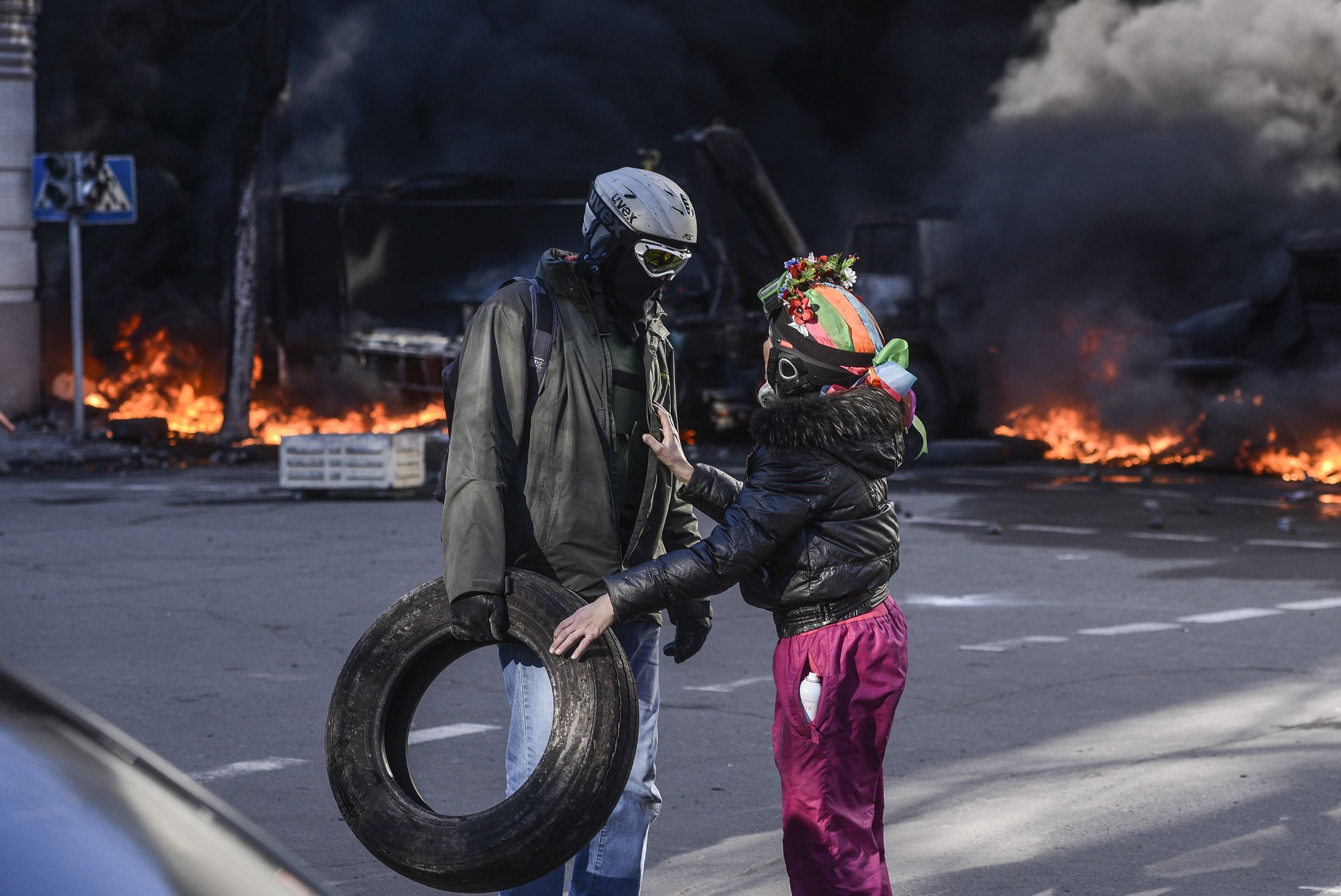 nature, 2K, heat - temperature, clothing, tire, crash helmet, burning, holding, helmet, occupation, headwear, Kyiv, car, Maidan, transportation, real people, HD Wallpaper