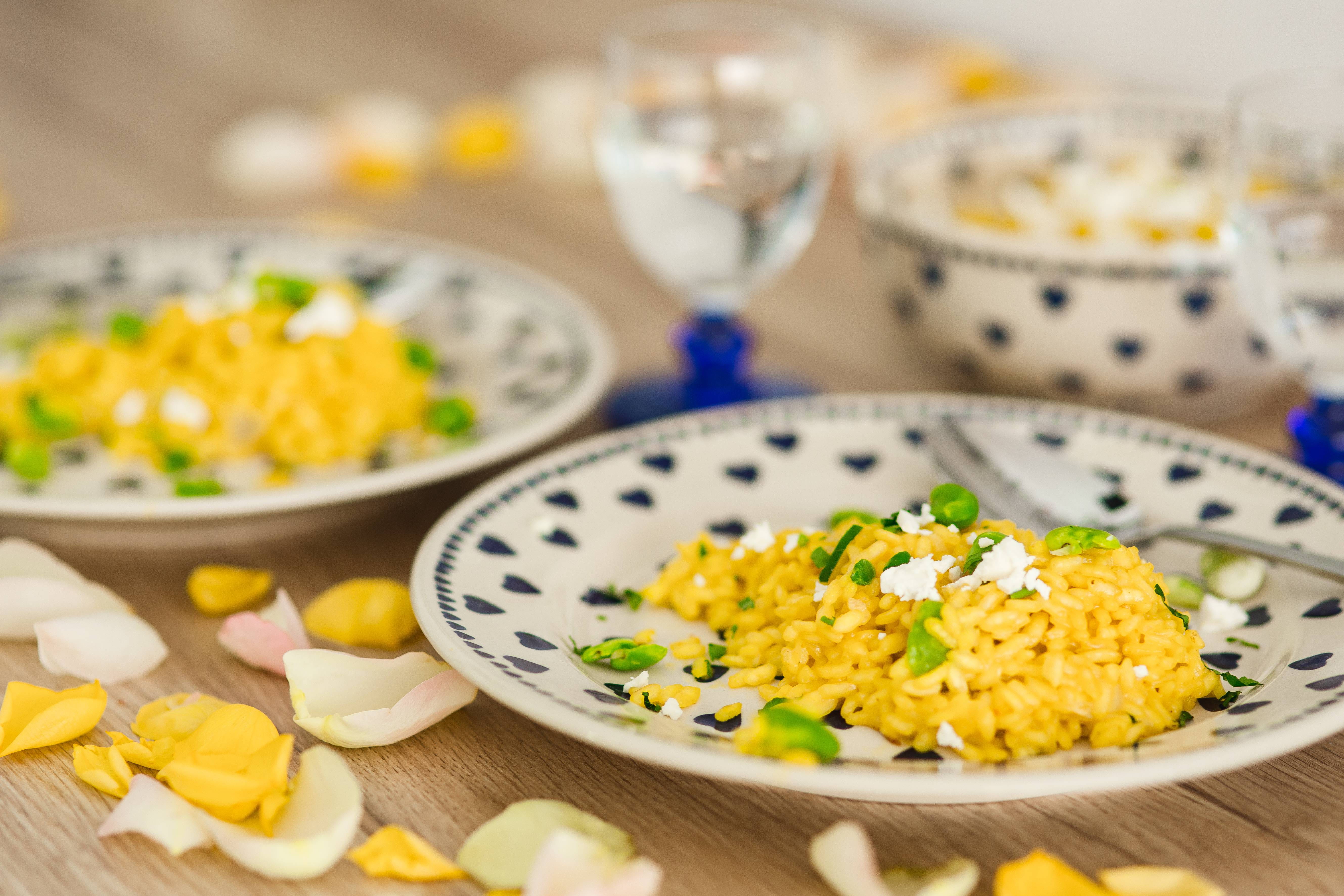 cute, broad, garnish, food And Drink, selective focus, crockery, ready-to-eat, bowl, vegetarian, wellbeing, food, supper, gourmet, yellow, focus on foreground, HD Wallpaper