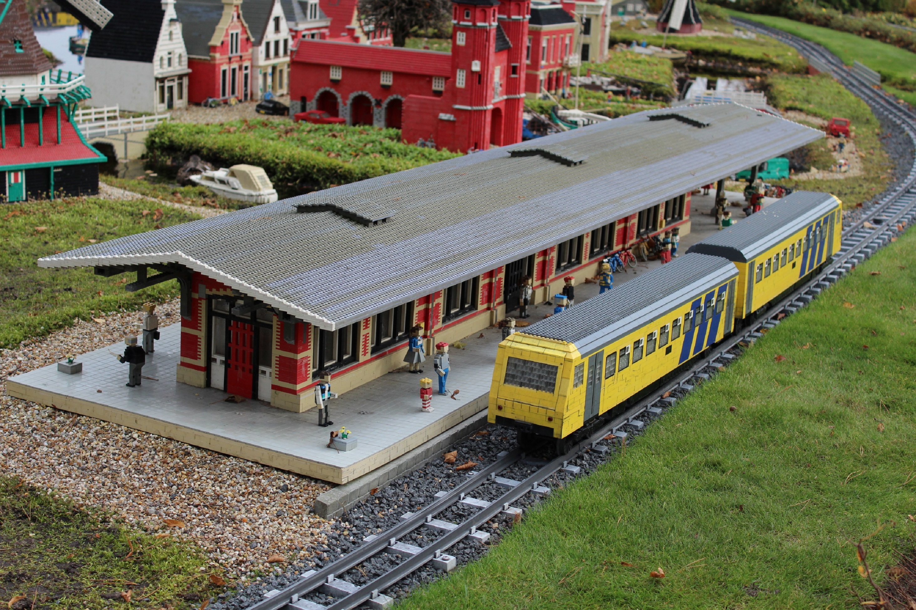 children, more, from lego, pleasure, public transportation, leisure, 2K, high angle view, building exterior, mode of transportation, no people, destination, HD Wallpaper