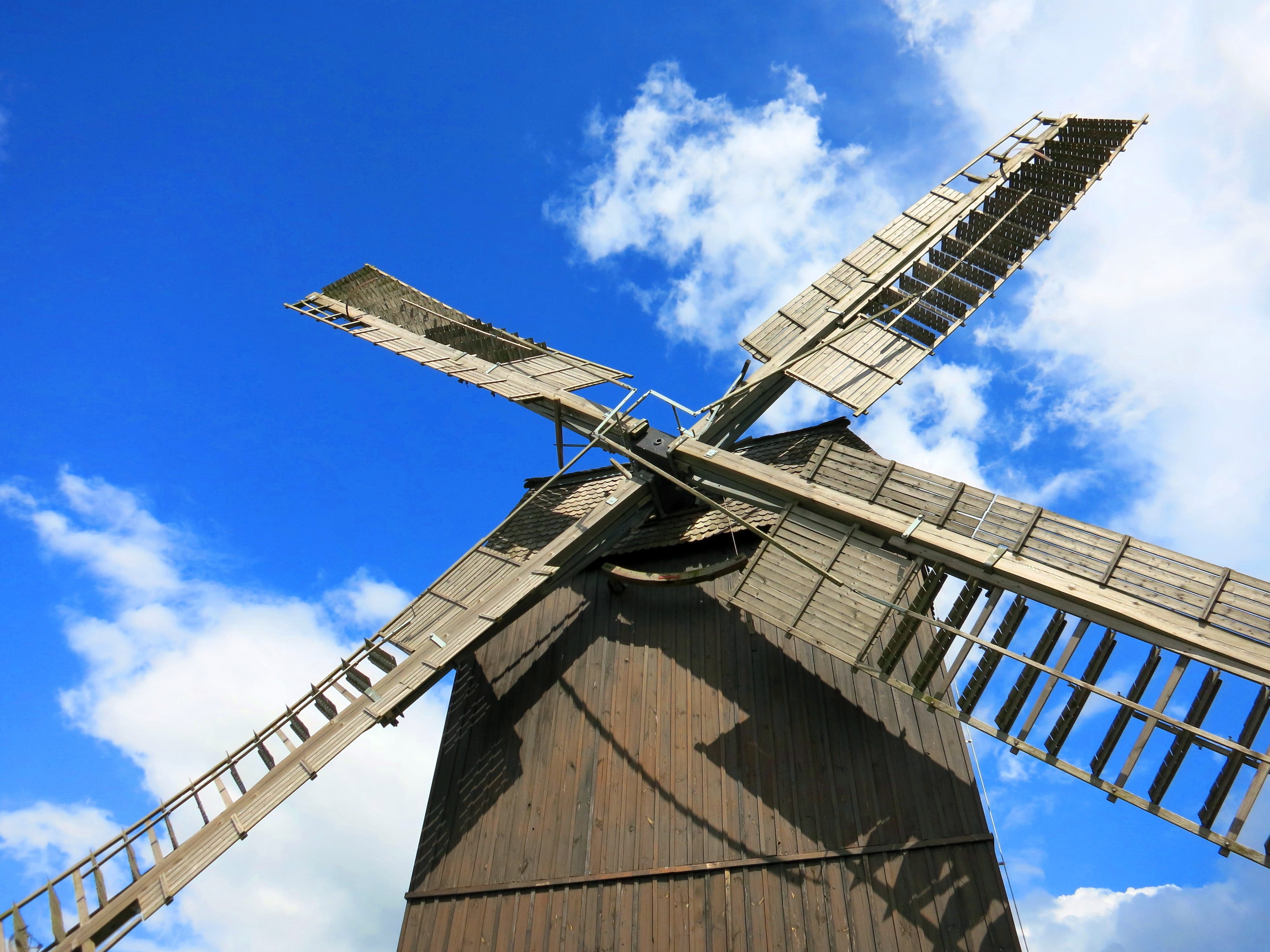 built structure, no people, architecture, Havel, cloud - sky, wind turbine, traditional windmill, alternative energy, sky, technology, Windmill, environmental conservation, HD Wallpaper