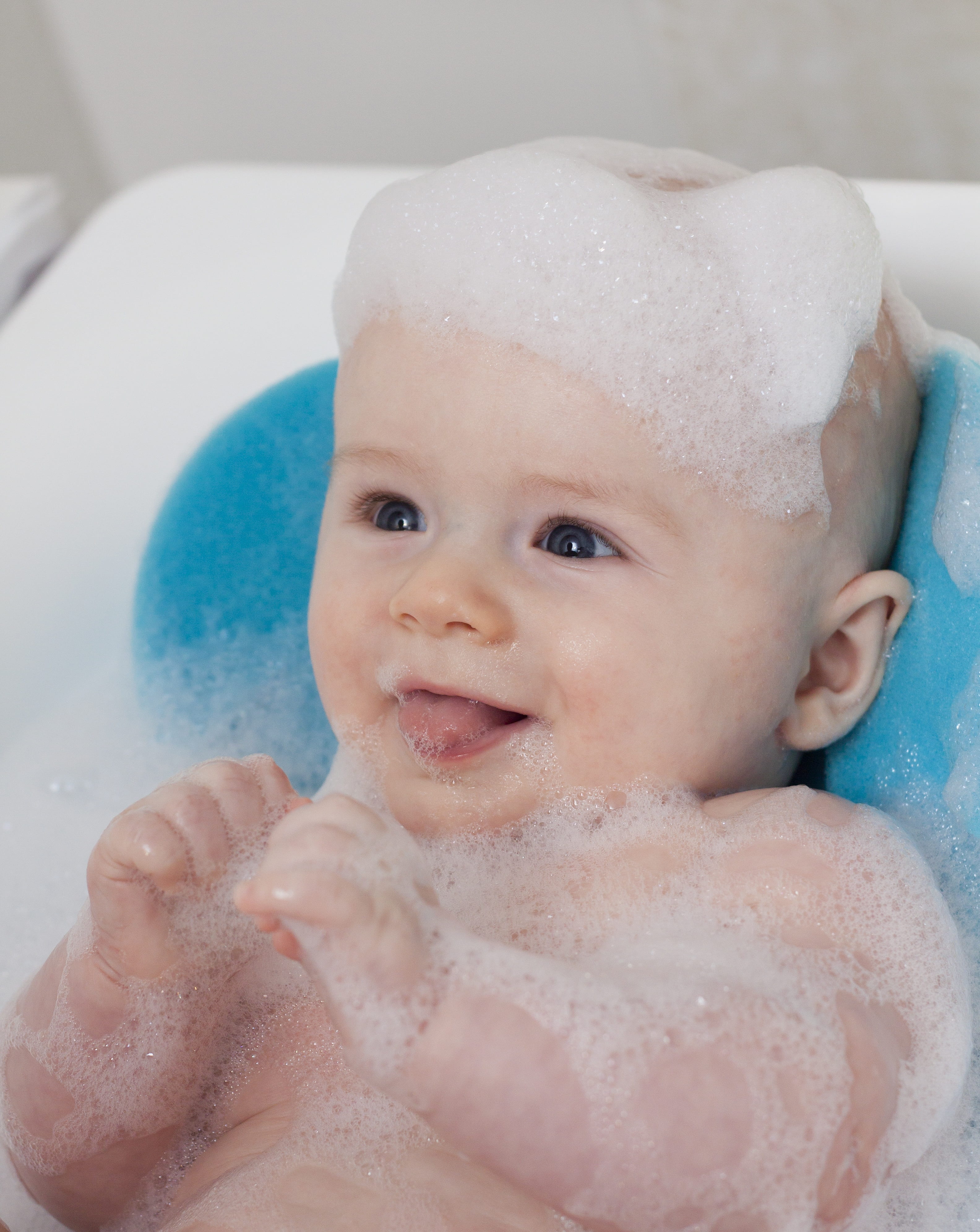 childhood, baby, home, cute, bathroom, soap sud, bathtub, child, indoors, young, domestic room, photography, portrait, plastic, fun, domestic bathroom, Phone HD Wallpaper