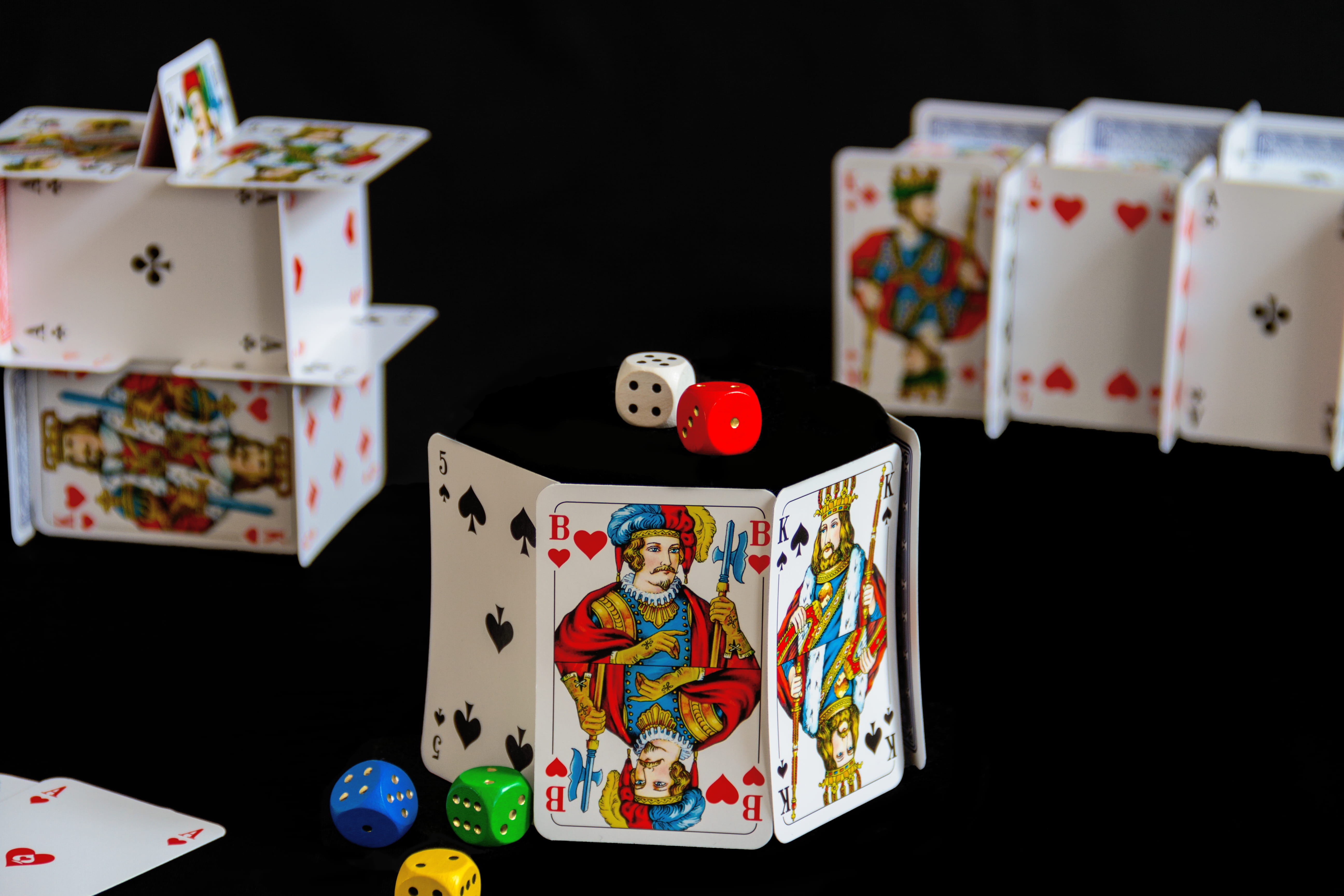 studio shot, no people, opportunity, pocker, profit, 5K, risk, playing cards, black background, poker - card game, table, human representation, pleasure, HD Wallpaper