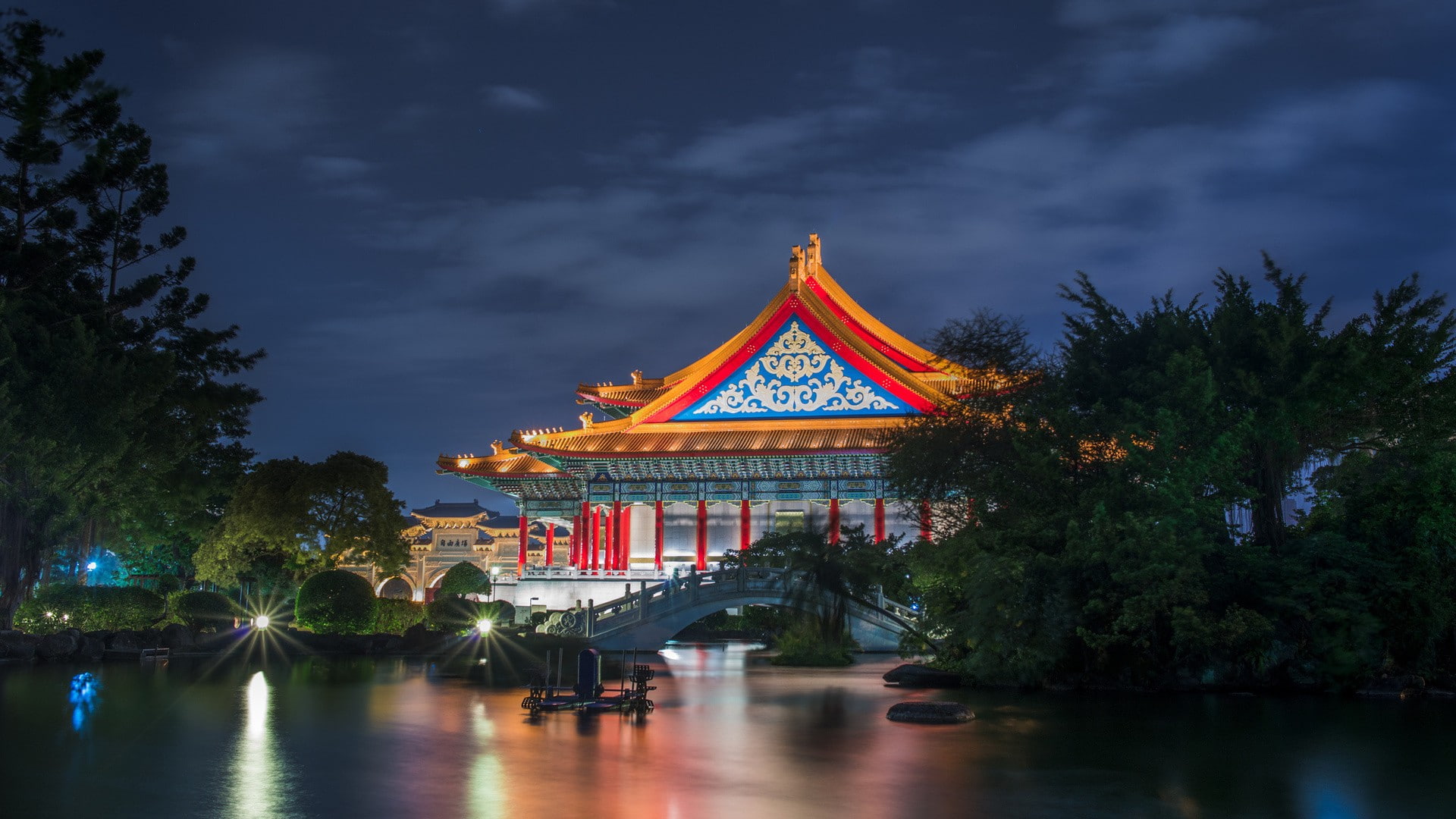 nature, Taiwan, 1080P, reflection, Asian architecture, night, theaters, long exposure, Taipei, lights, house, trees, bridge, HD Wallpaper