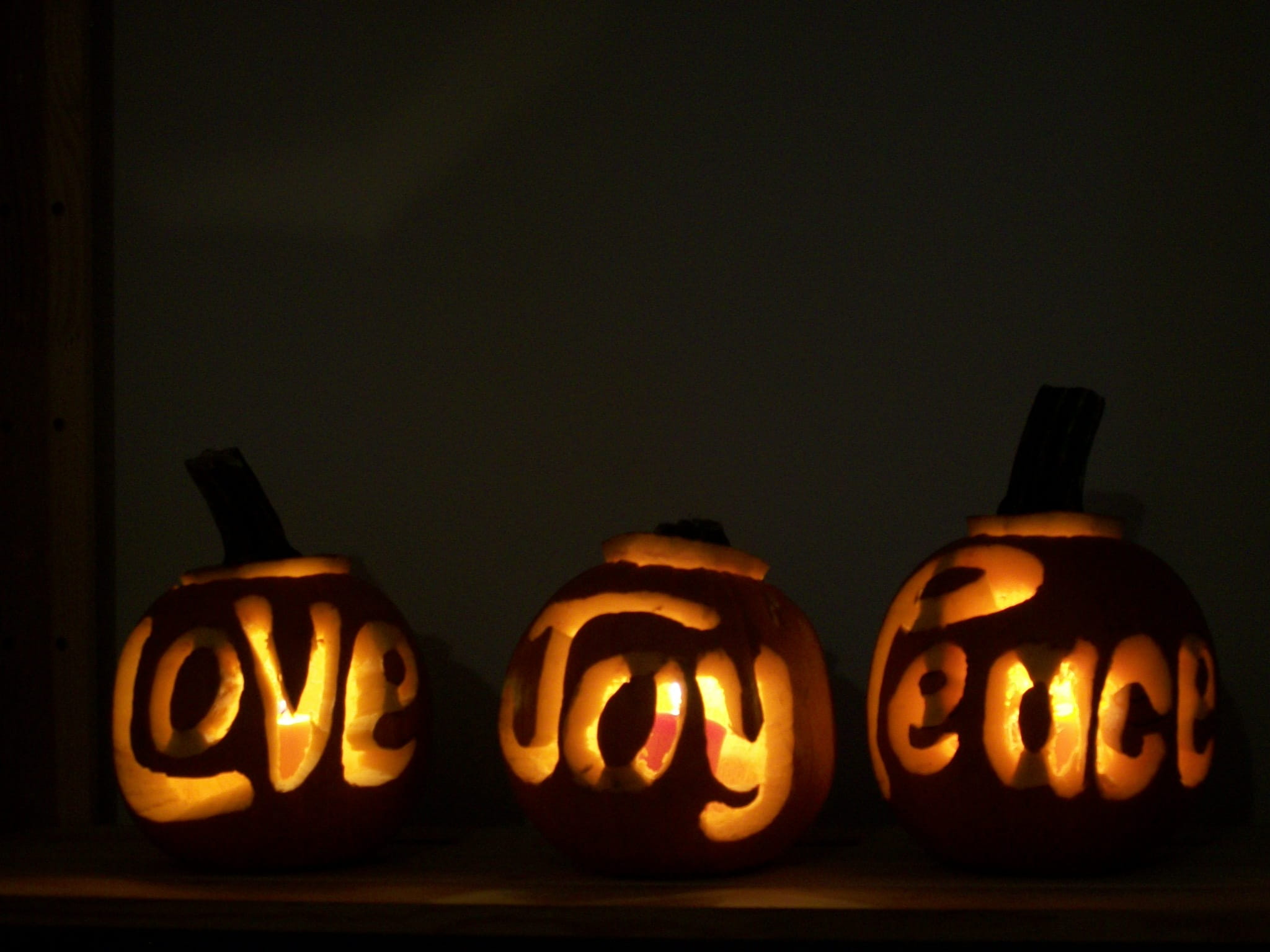 dark, fun, glowing, creativity, jack o lantern, orange, 1080P, lighting equipment, text, close-up, color, carved, jack, art and craft, candle, lighted, HD Wallpaper