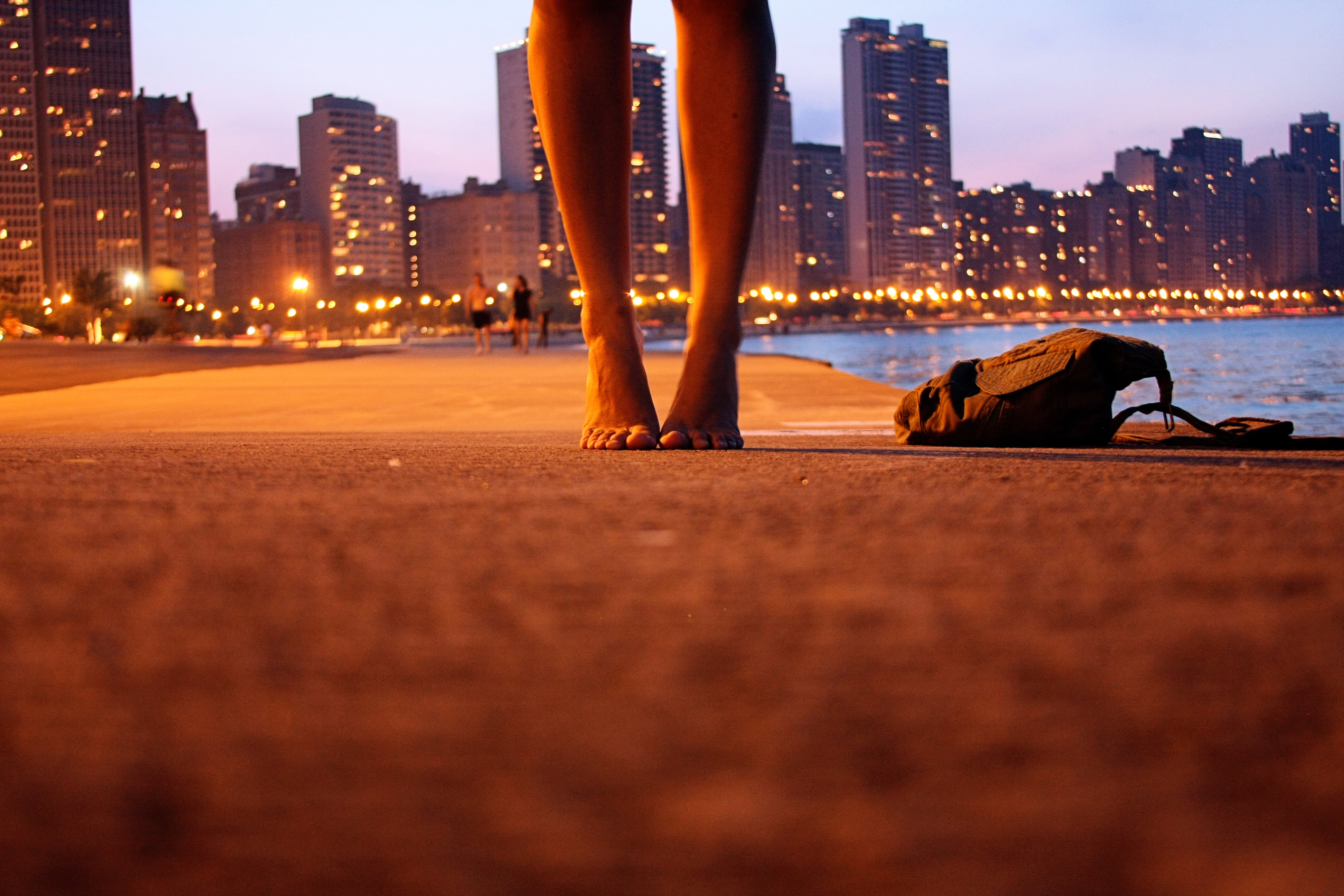 famous Place, street, night, outdoors, people, bag, females, foot, road, sunrise - Dawn, healthy Lifestyle, beach, exercising, urban Skyline, uSA, sea, HD Wallpaper
