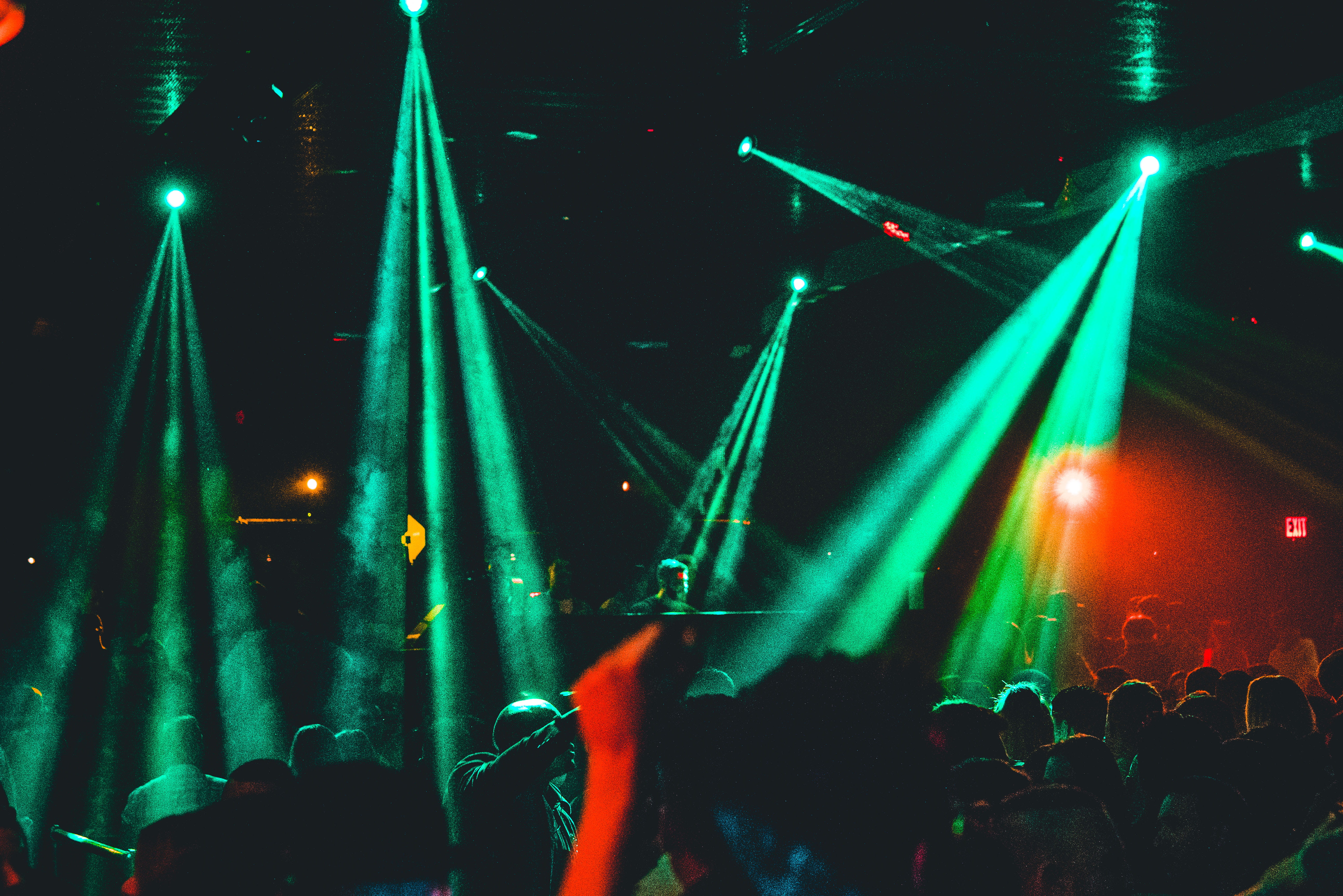 popular music concert, dj, concert, arts culture and entertainment, stage - performance space, green color, music, real people, laser, light - natural phenomenon, HD Wallpaper