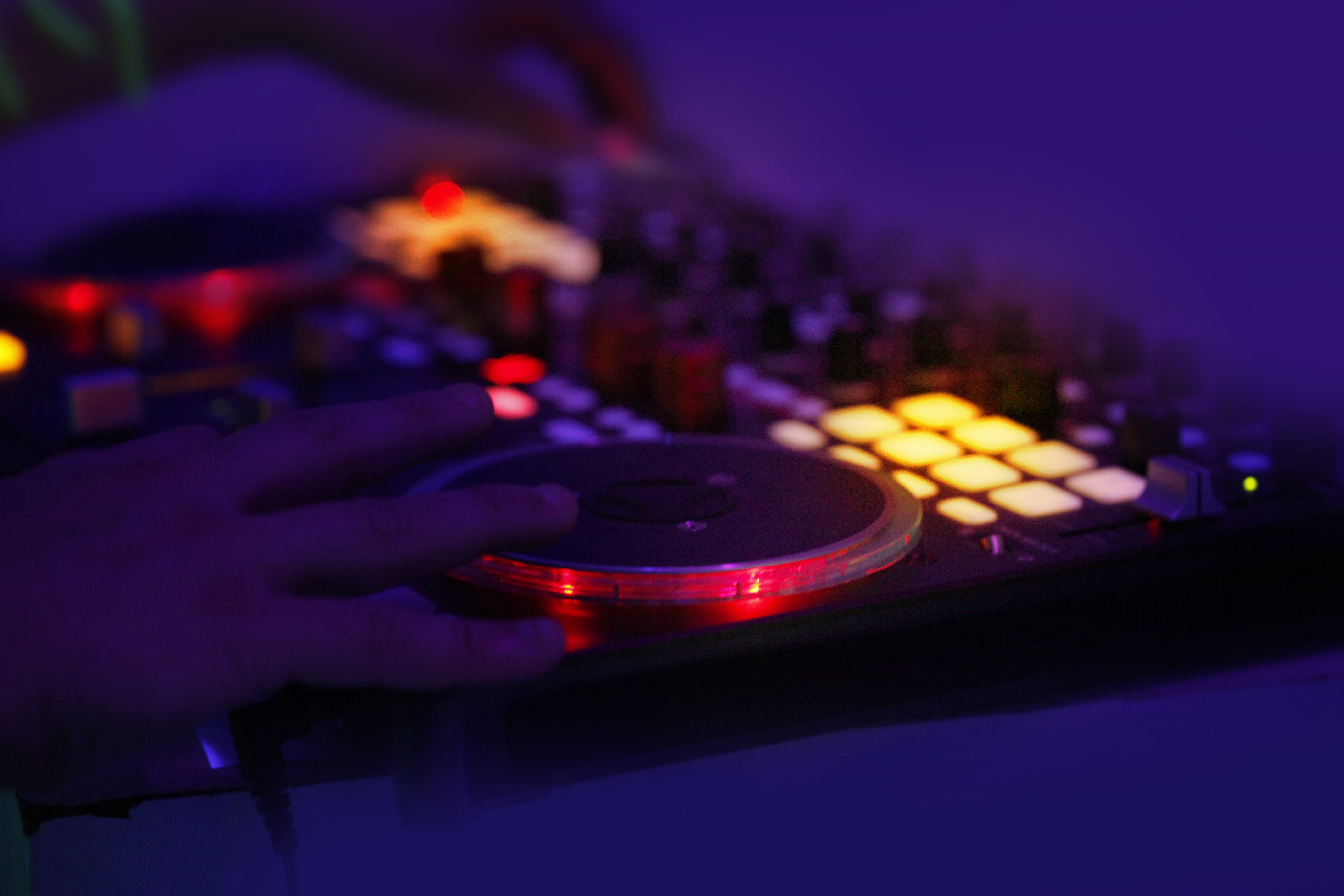 cd, clubbing, human body part, channels, mixing, skill, disco, taipei, turntable, music, occupation, control, close-up, taiwan, one person, dj, sound recording equipment, HD Wallpaper