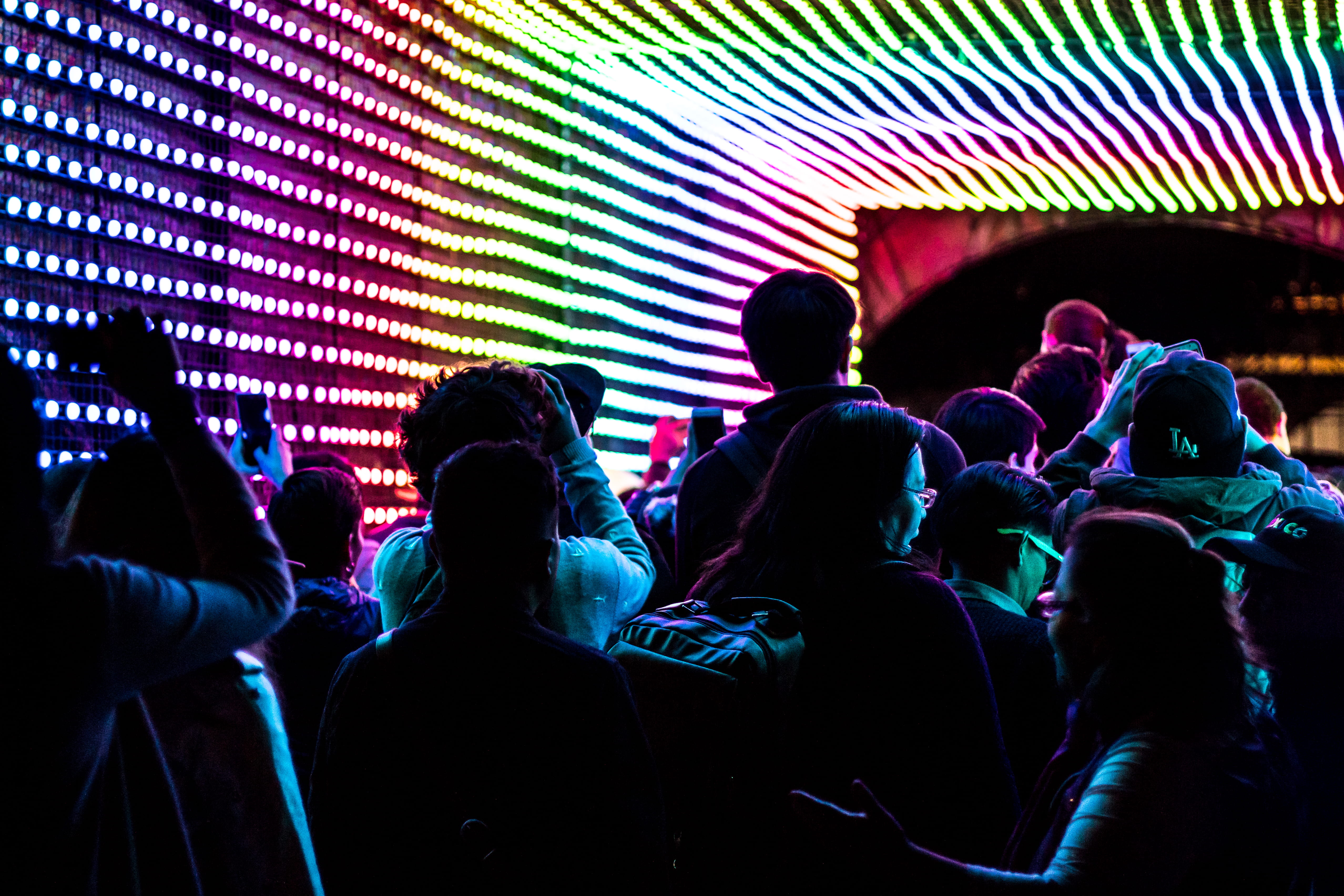 party, large group of people, night, sitting, lighting equipment, taking photos, music, discotheque, group, chair, people, popular music concert, event, HD Wallpaper