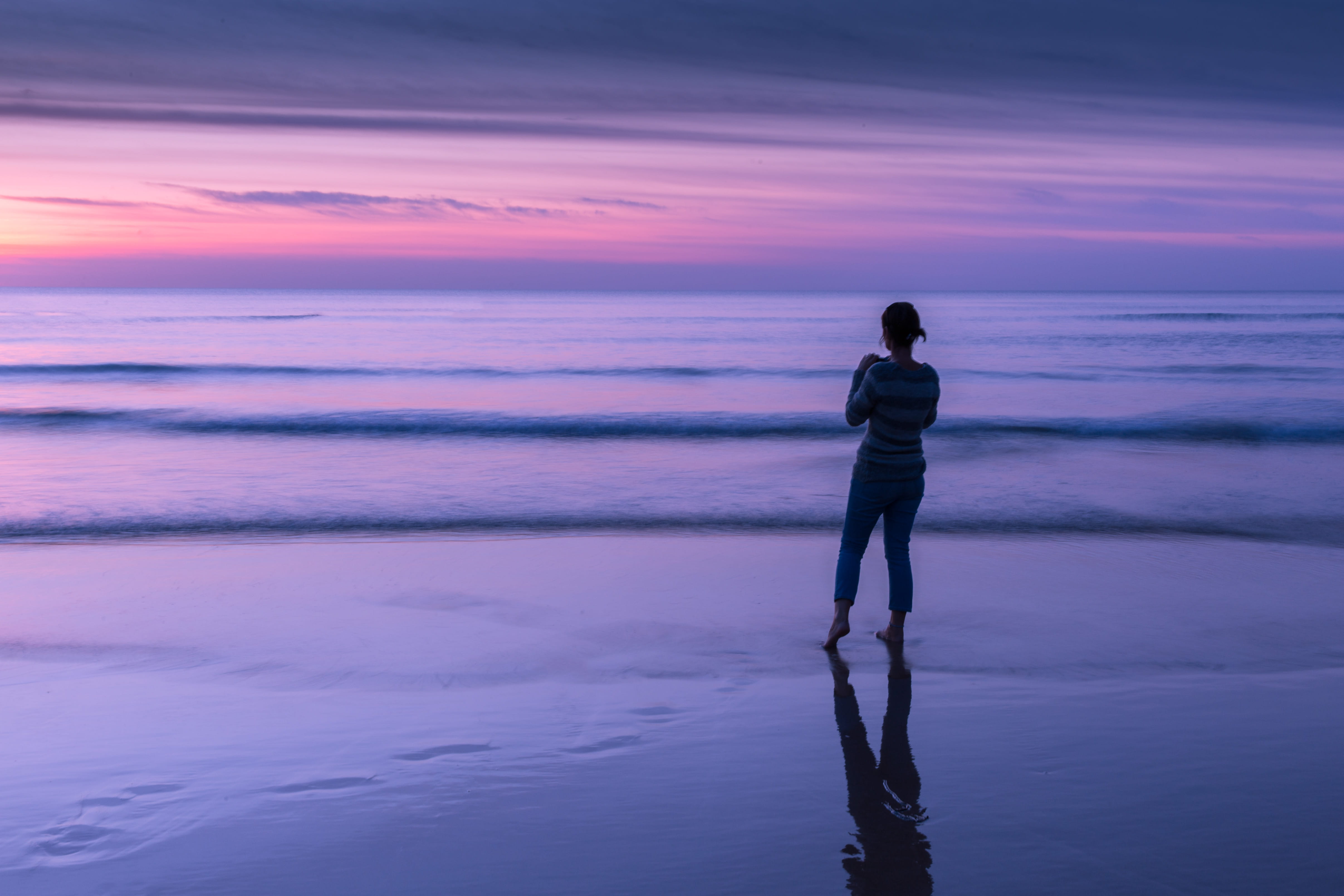 one Person, looking at view, vacations, people, full length, summer, out to sea, image, Cornwall, horizon over water, scenics - nature, tranquility, DSLR, HD Wallpaper