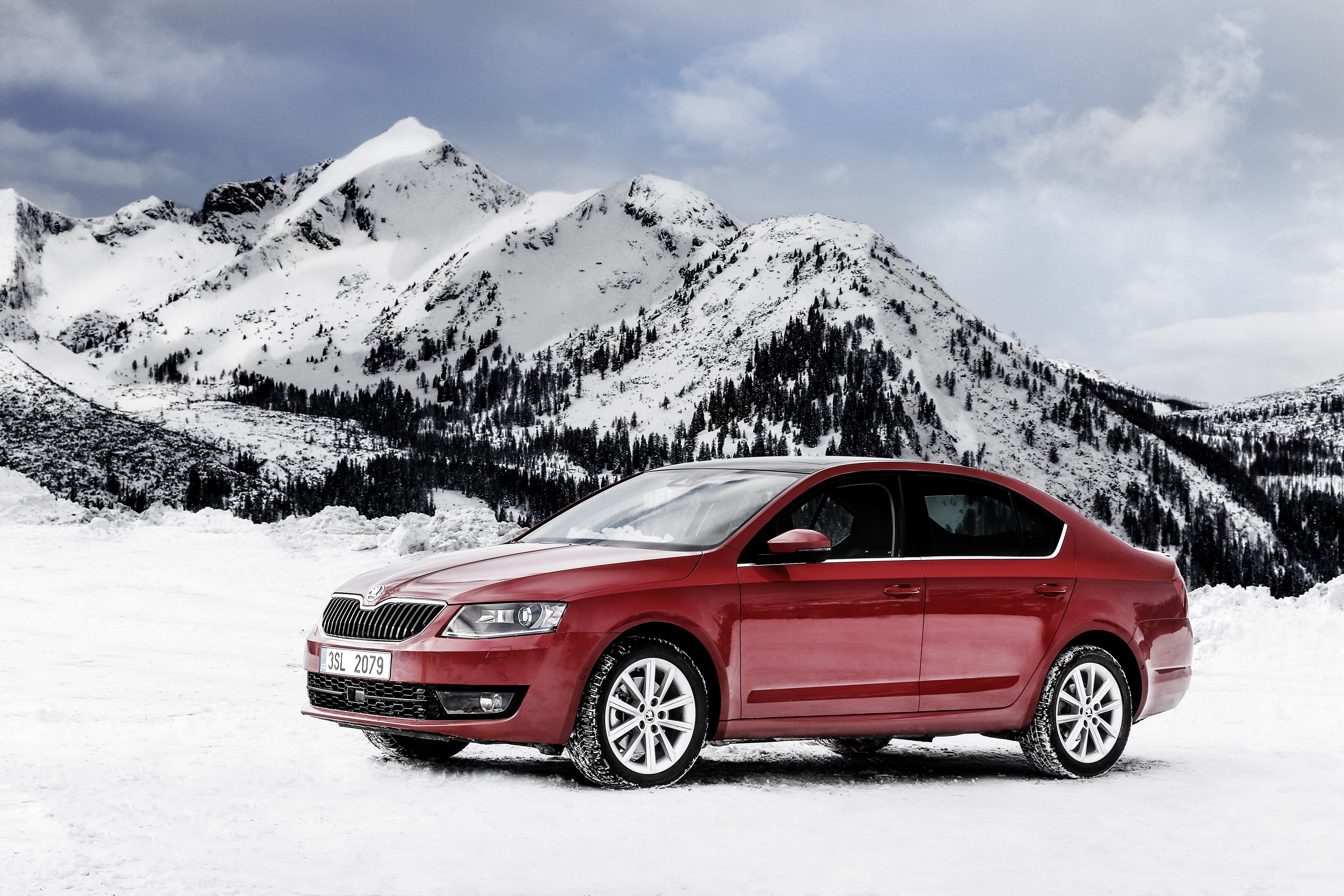 beauty in nature, Skoda Octavia, mountain, transportation, snowcapped mountain, landscape, mode of transportation, cold temperature, no people, winter, HD Wallpaper