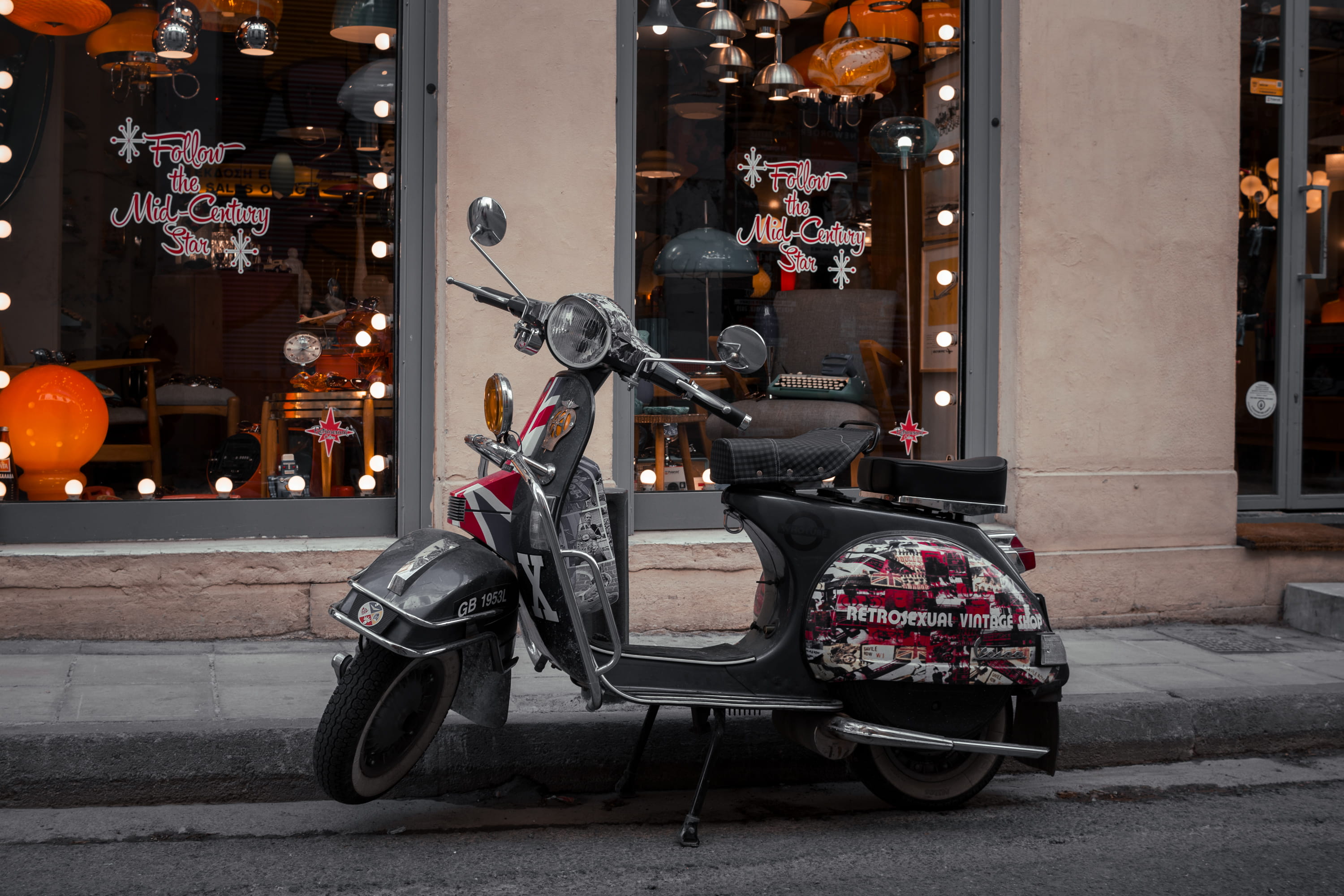 bike, built structure, machine, vespa, footpath, architecture, motor, city, window display, motorcycle, mode of transportation, motor scooter, athens, tire, HD Wallpaper