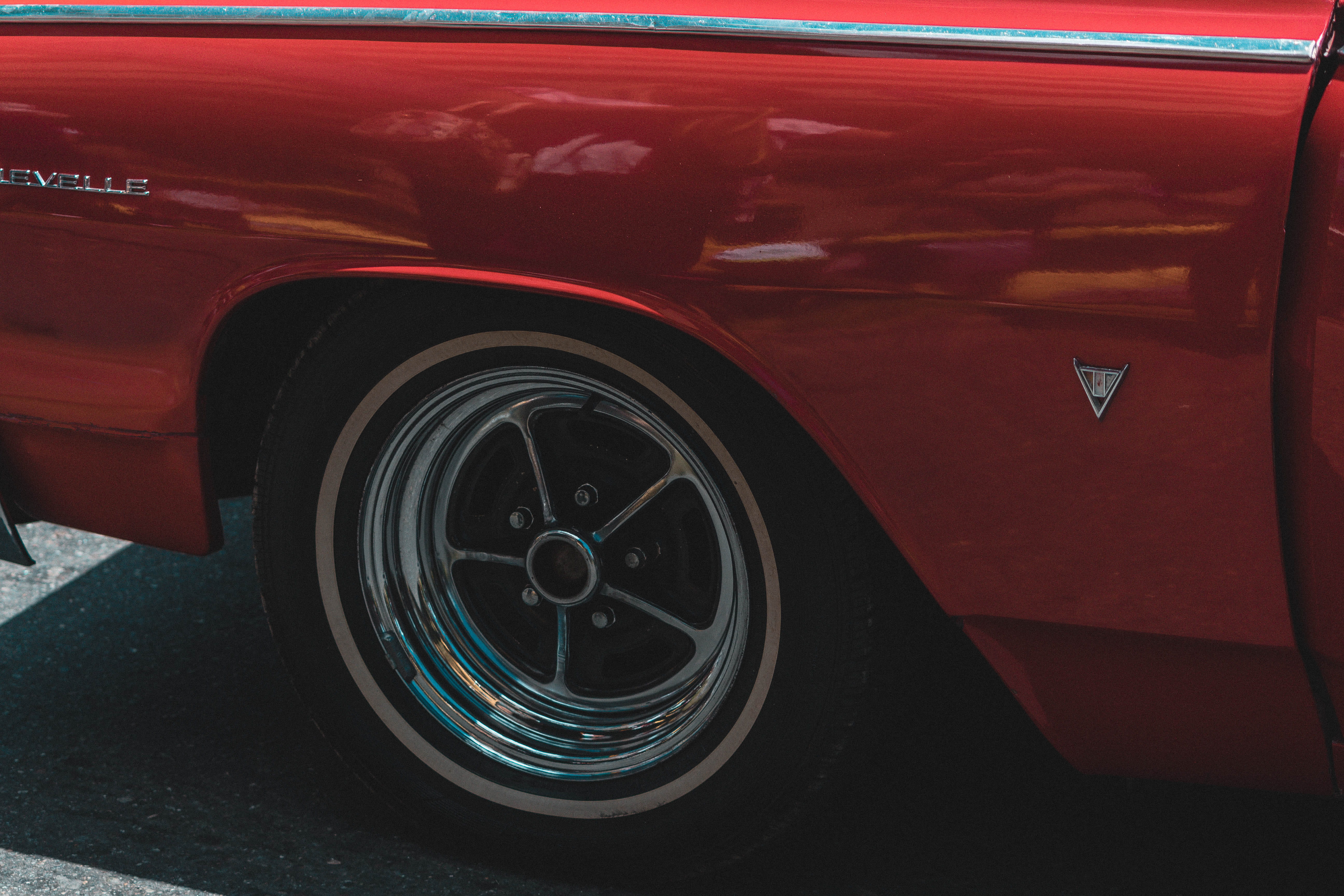 wheel, computer, transportation, luxury, day, tire, shape, motor vehicle, iphone, stationary, high angle view, city, land vehicle, car, classic cars, HD Wallpaper